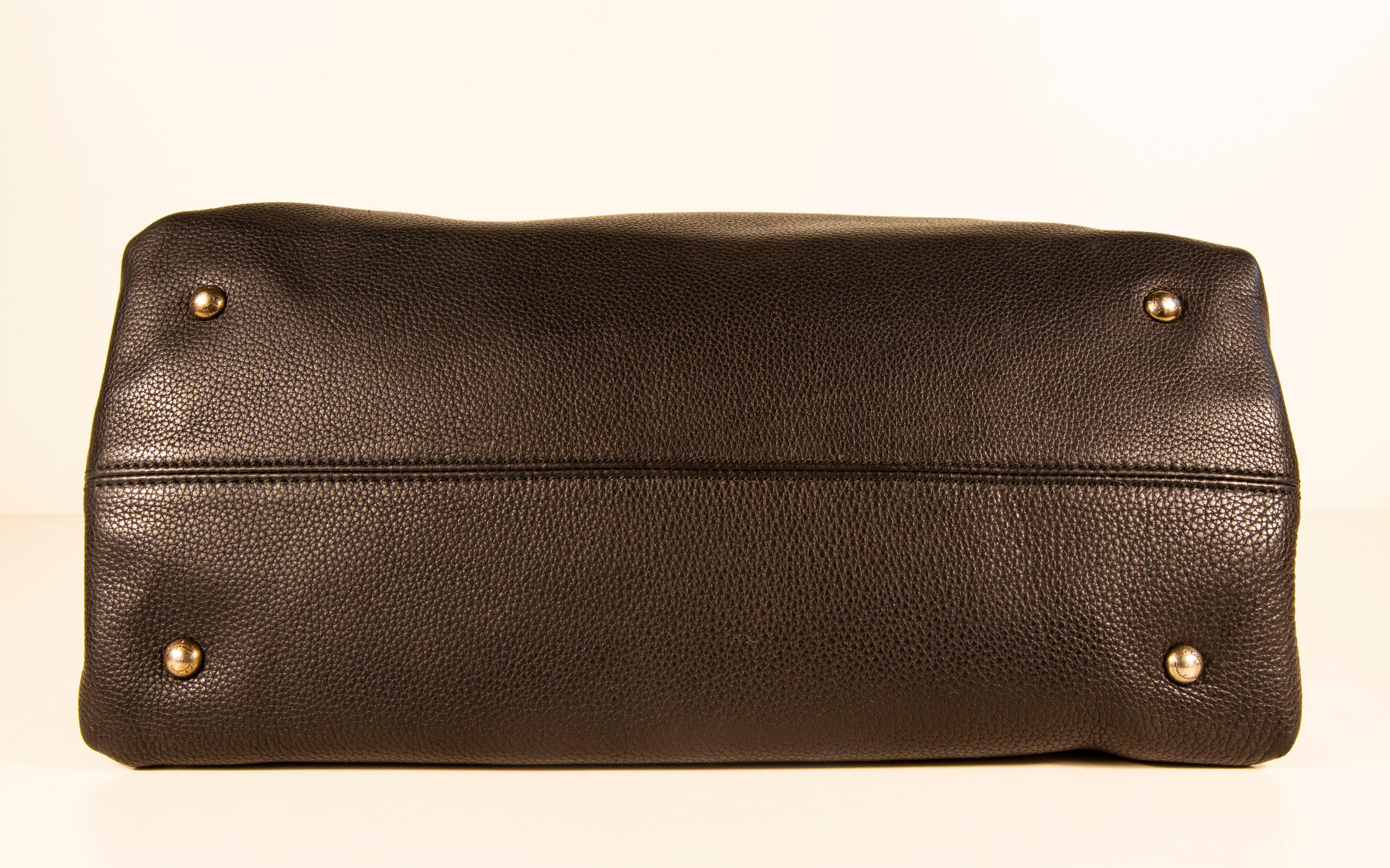 1990s Salvatore Ferragamo Shoulder Bag/Top Handle Bag in Black Leather 2