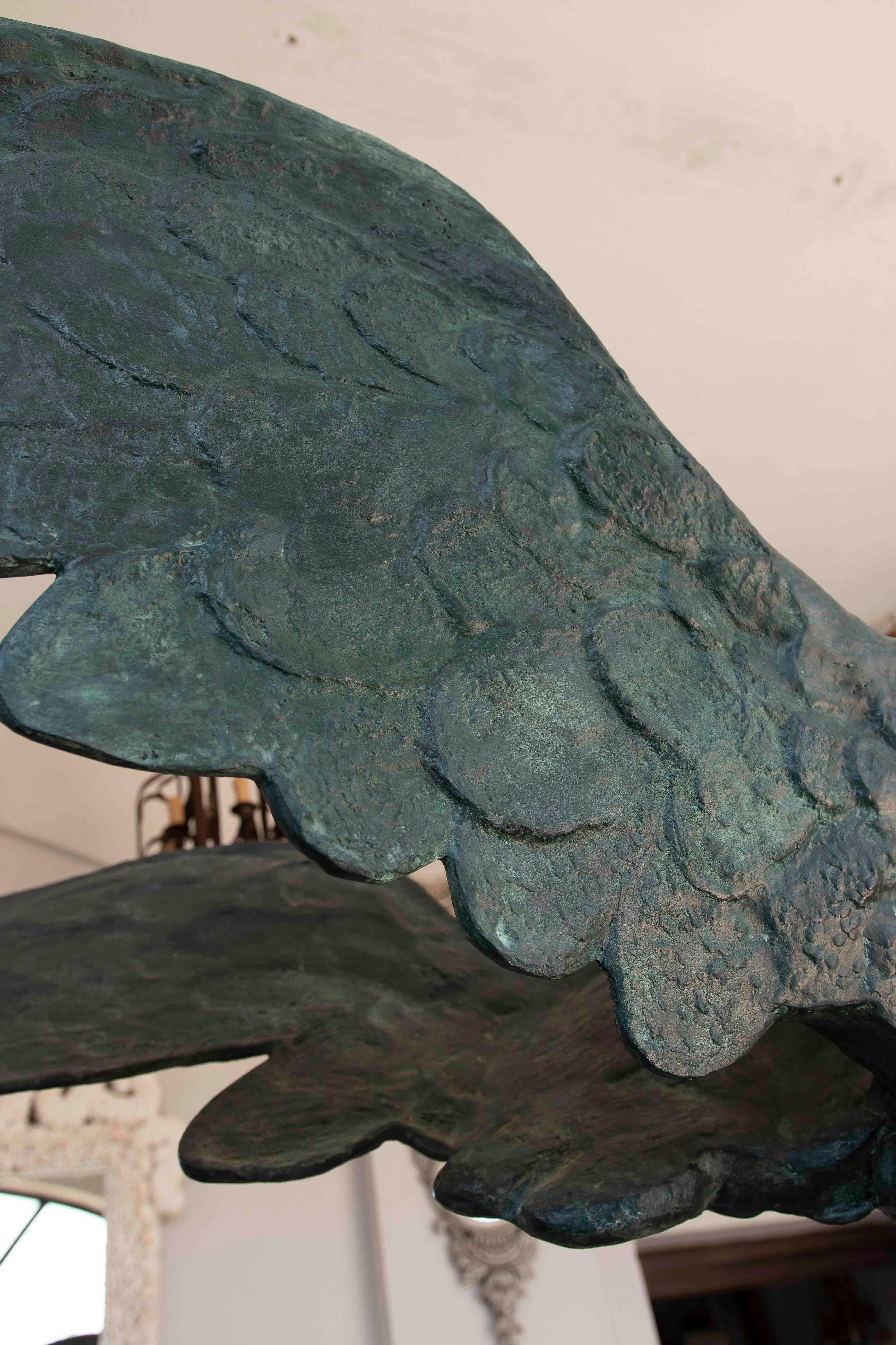 1990s Sculpture of the Victory of Samothrace in Bronze on Marble Pedestal For Sale 5