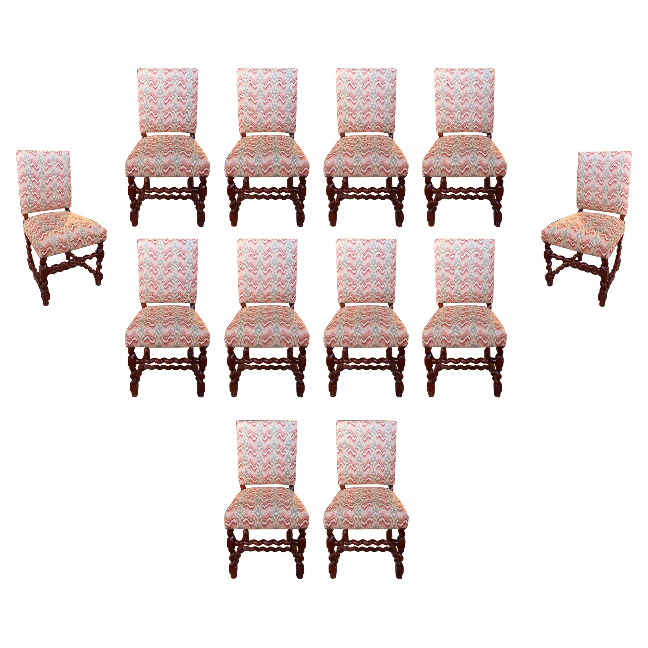 1990er Jahre Satz von 12 Stühlen aus gedrechseltem Holz mit Vintage-Zickzack-Polsterung im Angebot