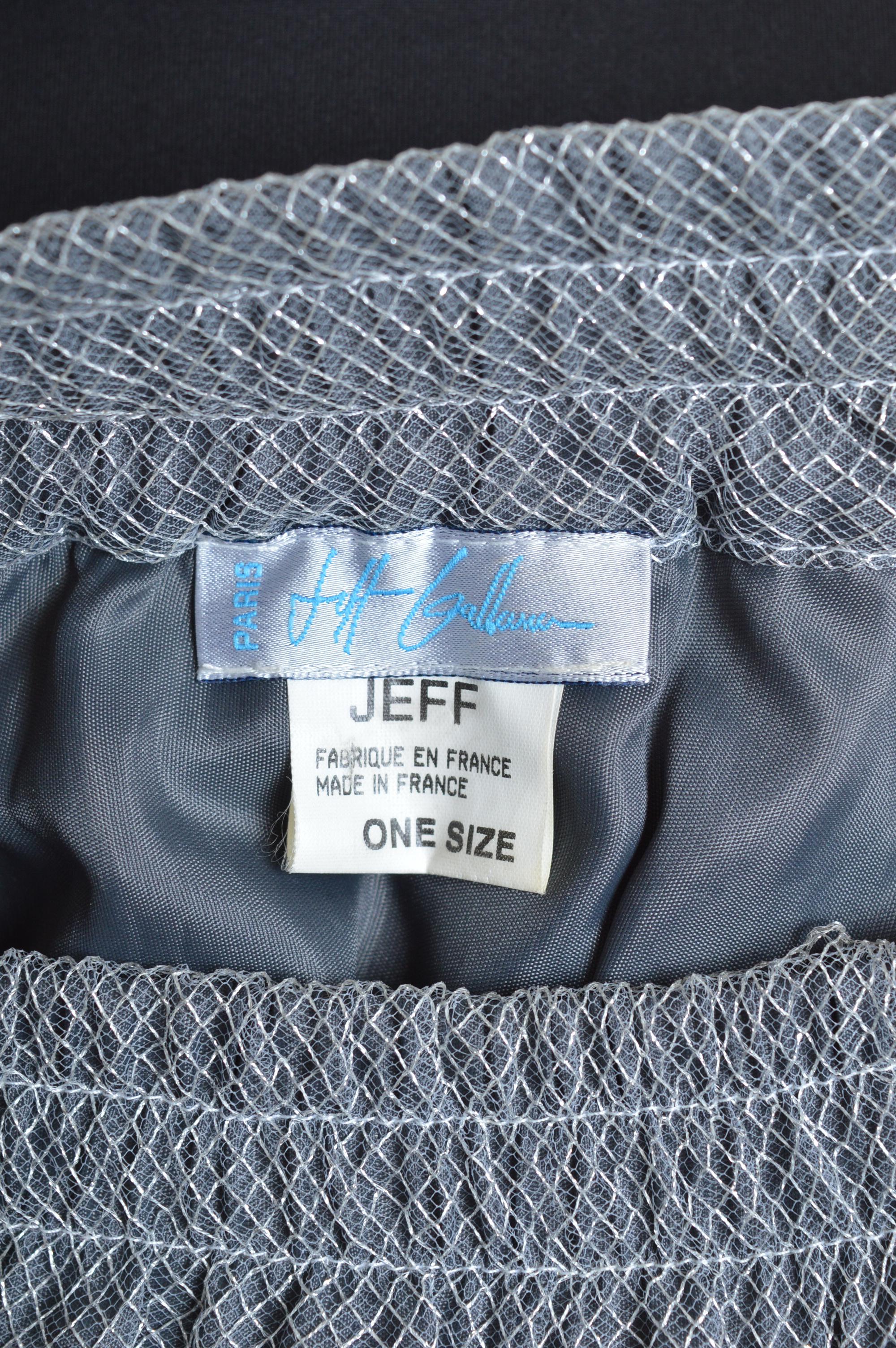 1990’s Silver Grey Huge Tulle Statement Mesh Maxi Skirt by Jeff Galliano For Sale 2