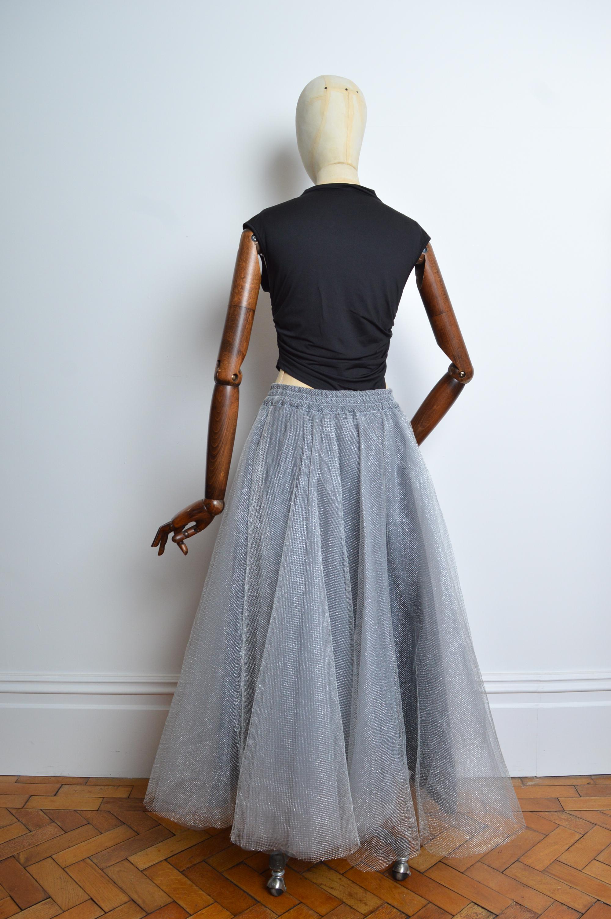 1990’s Silver Grey Huge Tulle Statement Mesh Maxi Skirt by Jeff Galliano For Sale 3