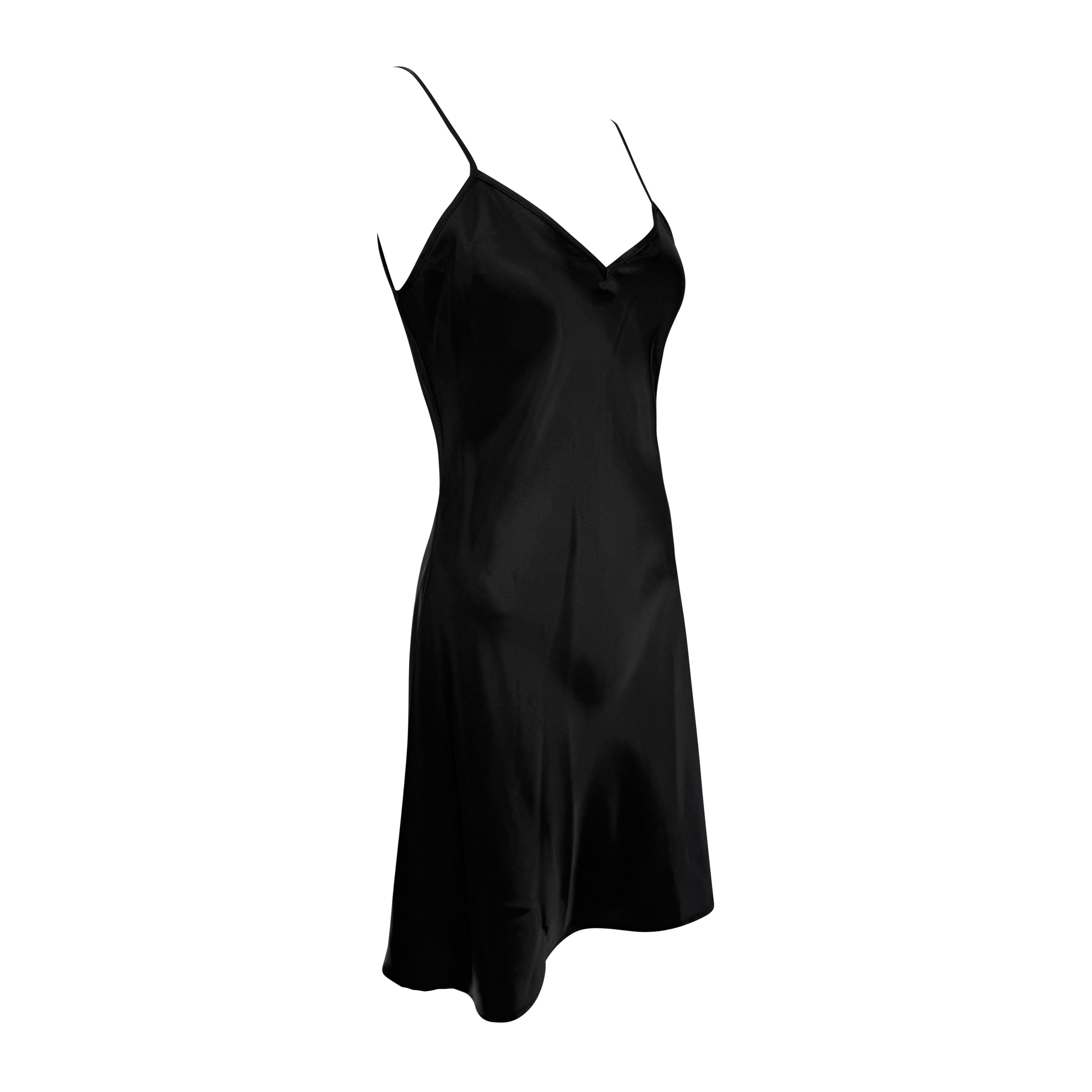 1990er Sonia Rykiel Schwarzes Satin-Schlagkleid mit Schlagseite im Angebot 2