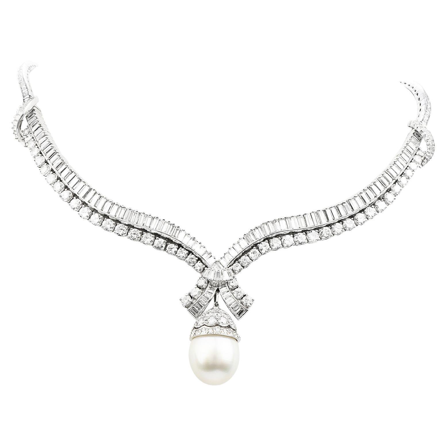1990's South Sea Pearl 27.30cts Diamond Platinum Dangle Necklace For Sale