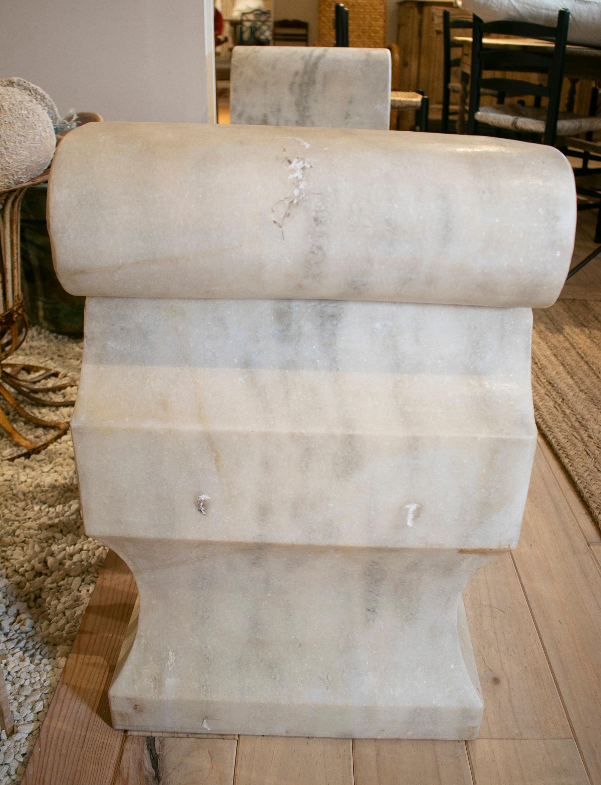 1990s Spanish Aged White Macael Marble Classical Garden Bench In Good Condition In Marbella, ES