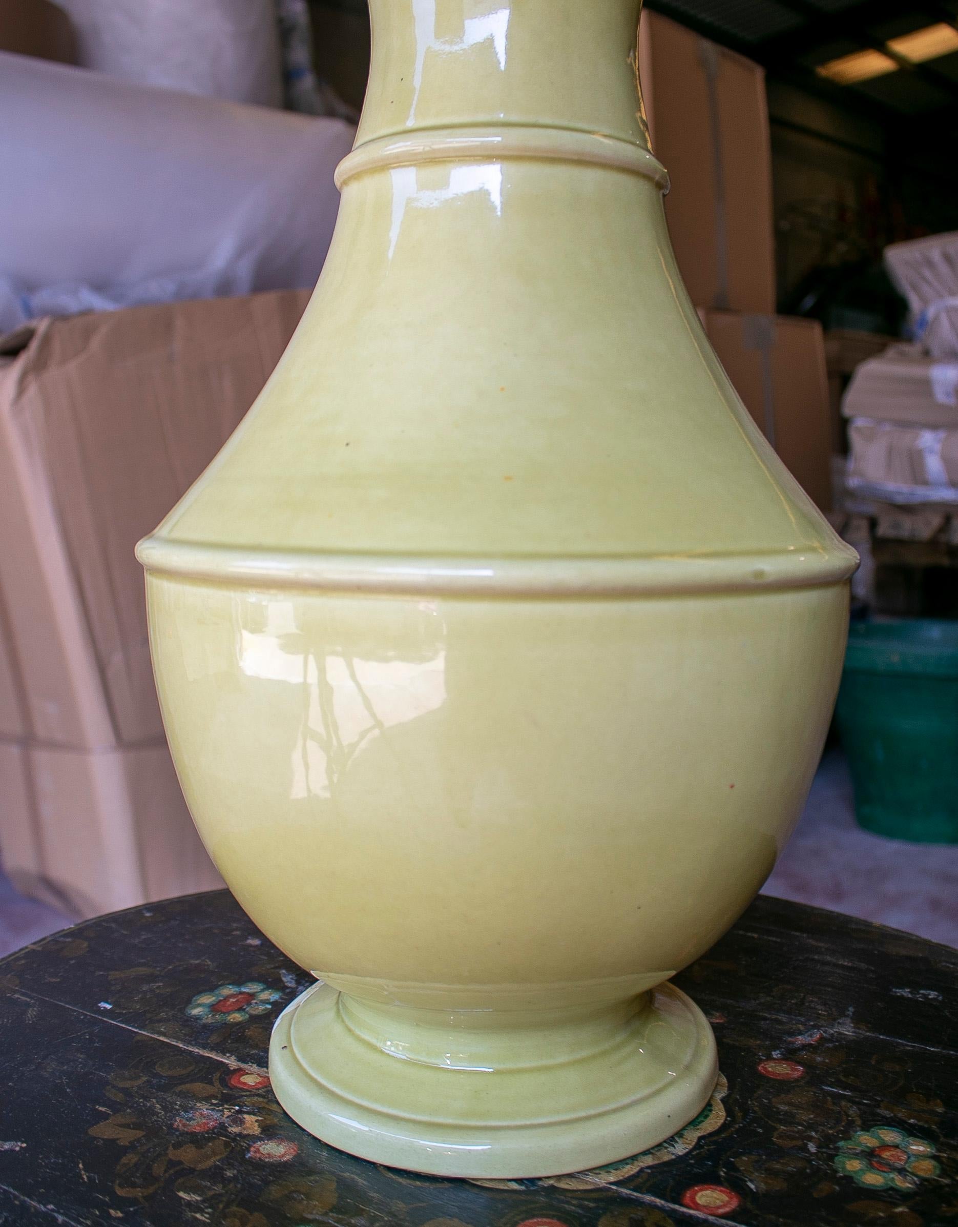 1990s Spanish Glazed Terracotta Ceramic Yellow Table Lamp 3