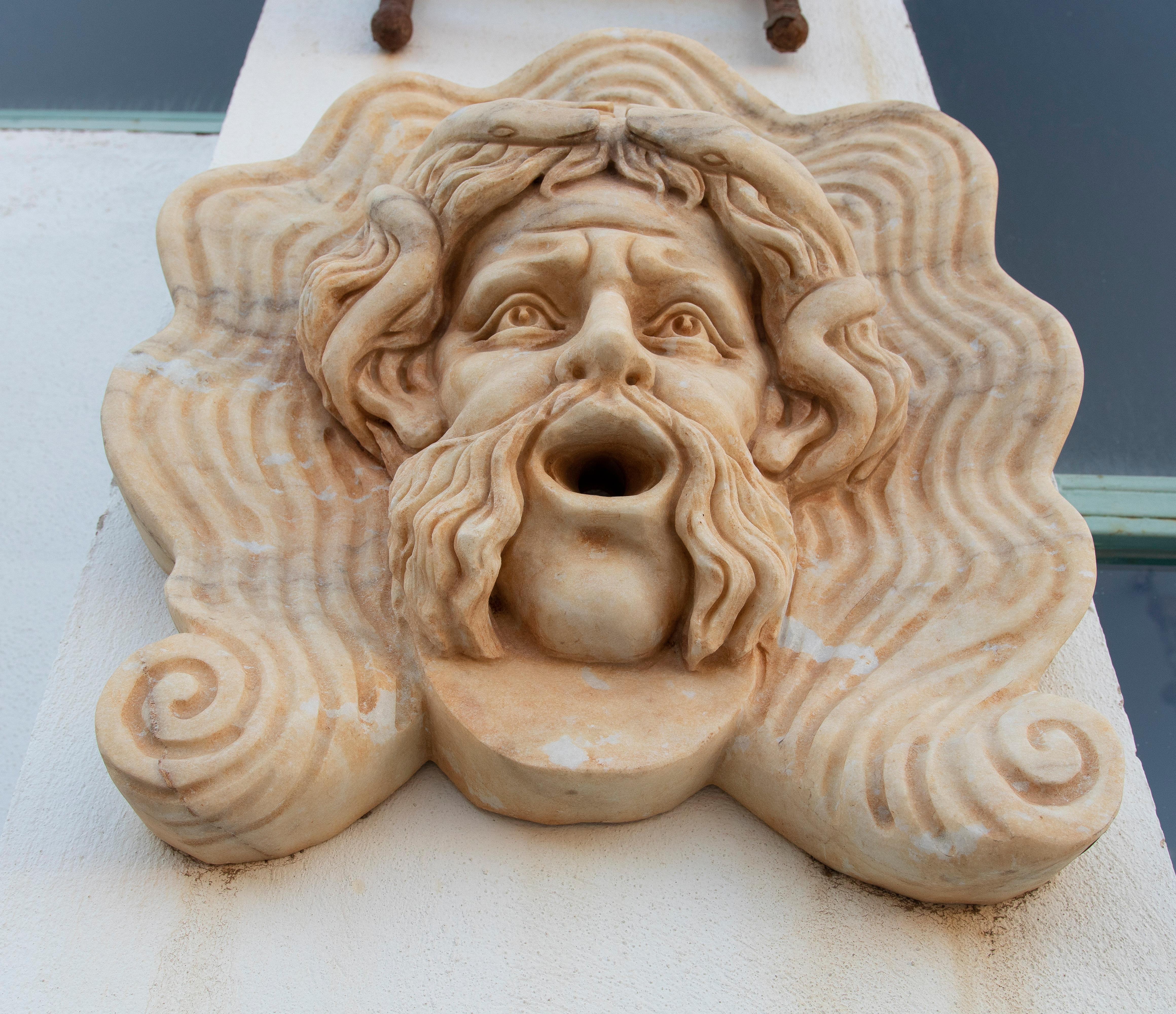1990s Spanish Hand Carved Aged Macael White Marble Mascaron of Roman Male Medusa For Sale 3
