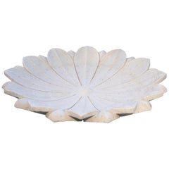 1990s Spanish Hand Carved Lotus Flower White Marble Floor Fountain