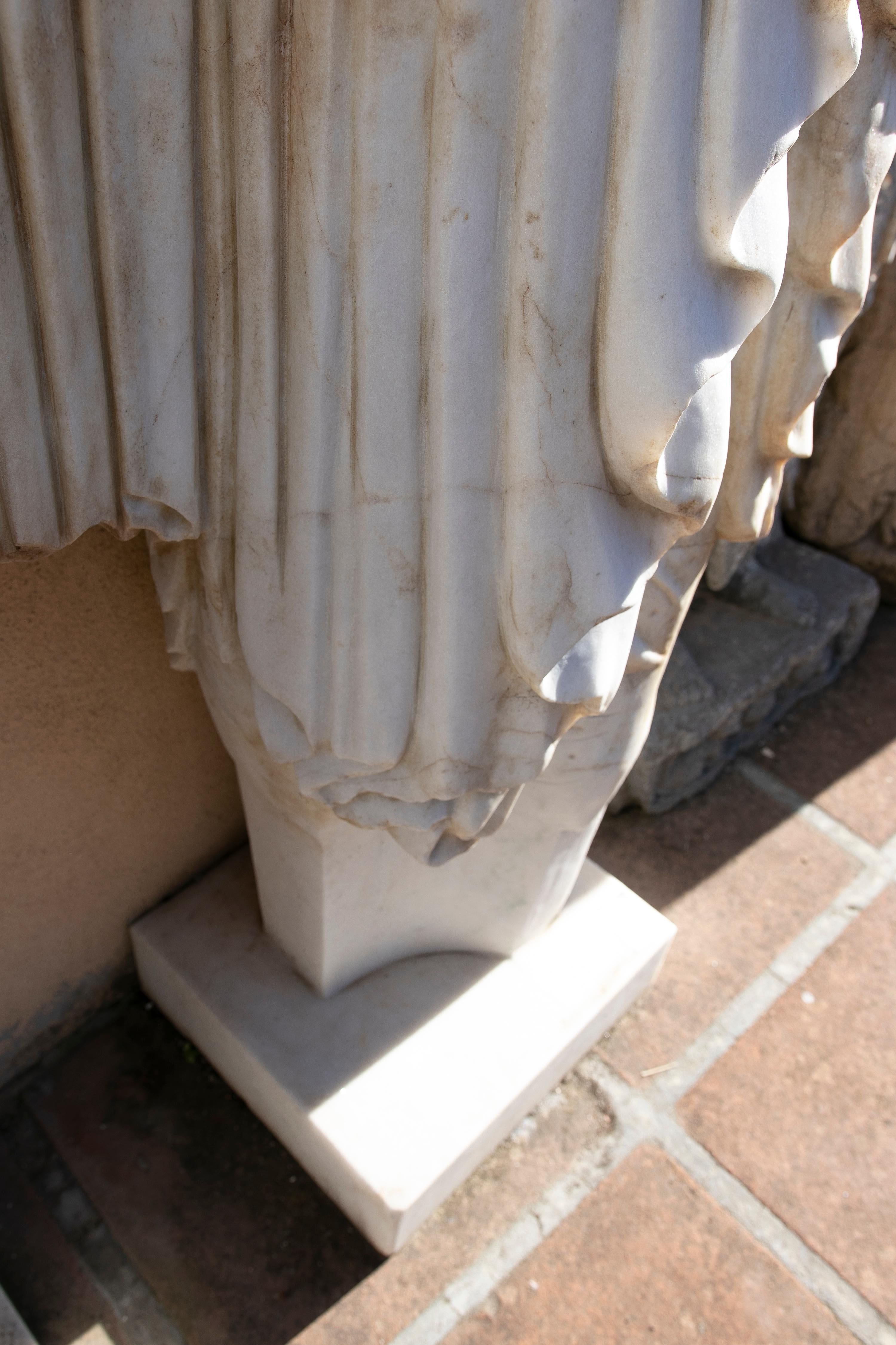 1990s Hand Carved White Marble Classical Greek Kore Female Sculpture For Sale 9