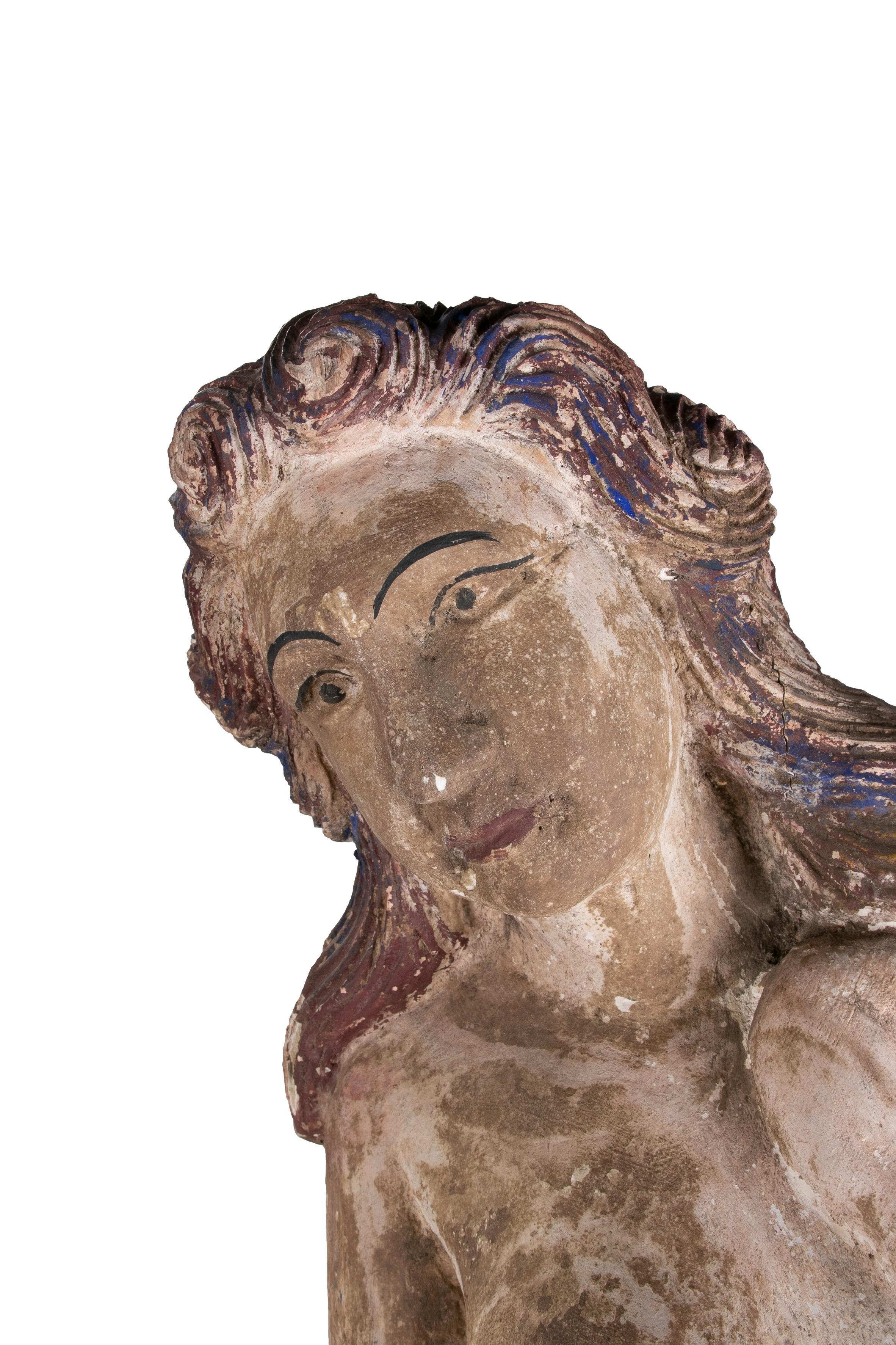 1990er Jahre Spanisch Hand geschnitzt Holz bemalt Meerjungfrau w / Junge Skulptur im Angebot 4