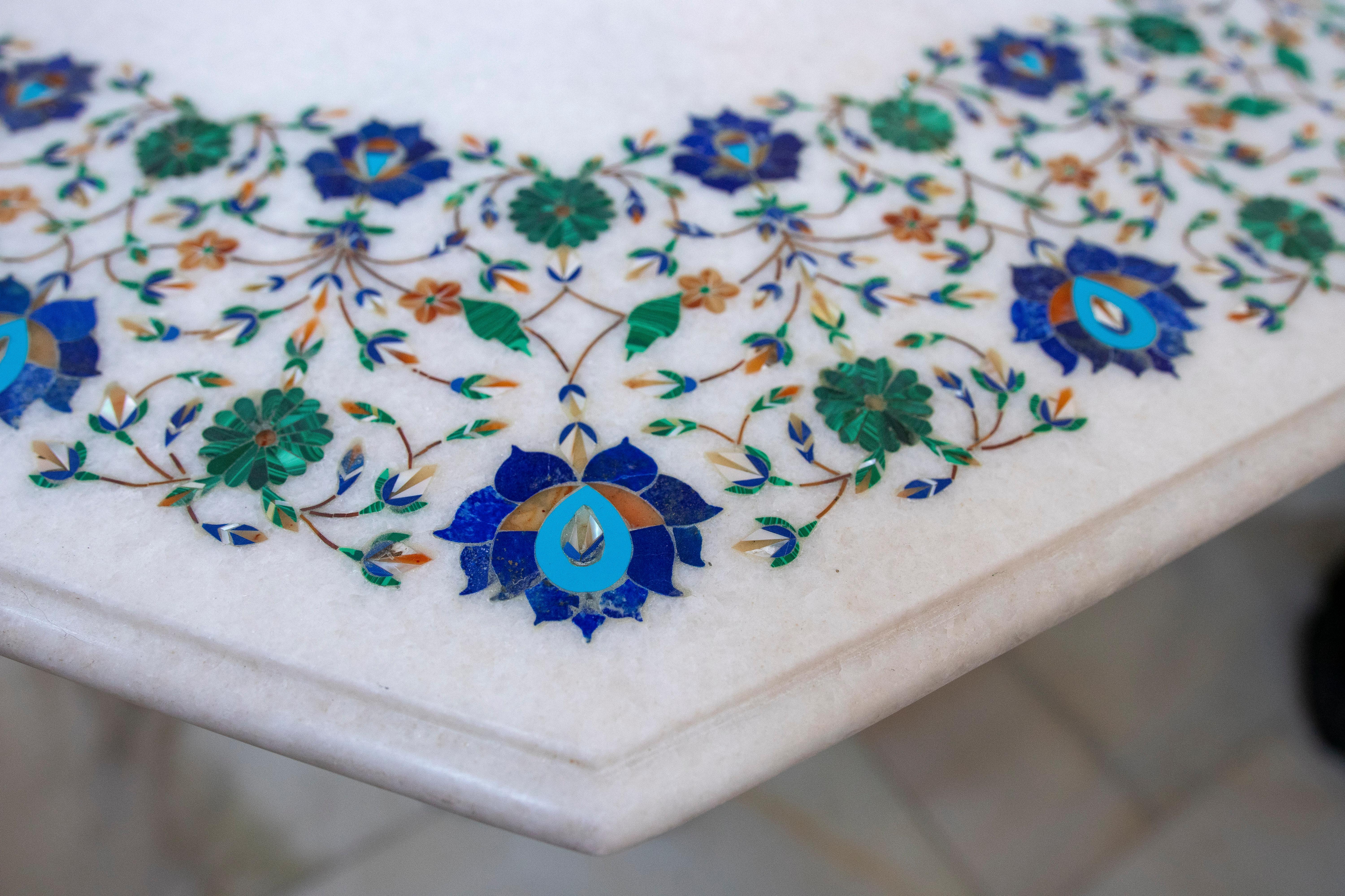 1990s Spanish Handmade Pietra Dura Inlay Mosaic Octagonal Side Table w/ Pedestal For Sale 5