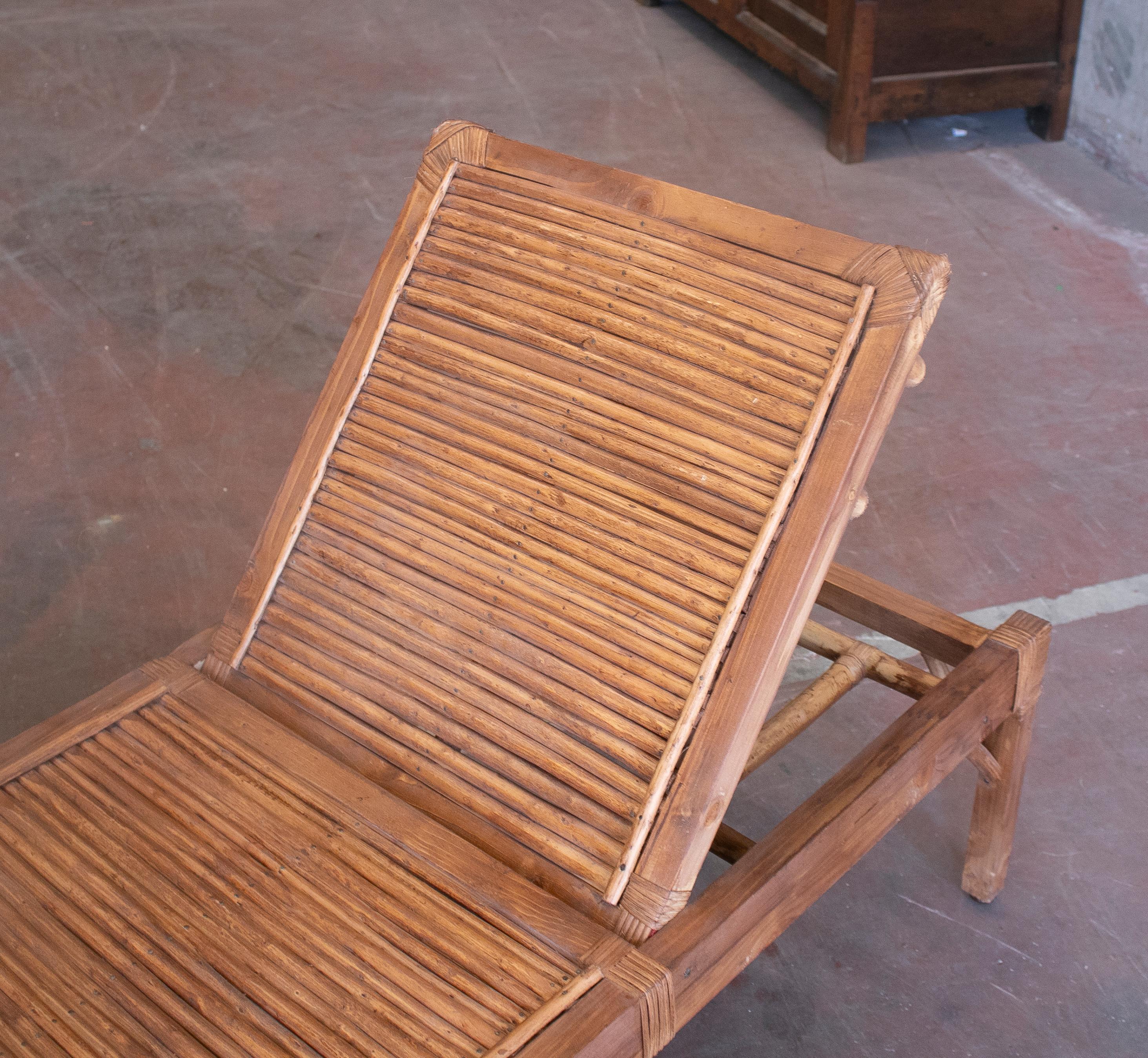 1990s Spanish Pair of Bamboo and Woven Wicker Swimming Pool Deck Chairs 4