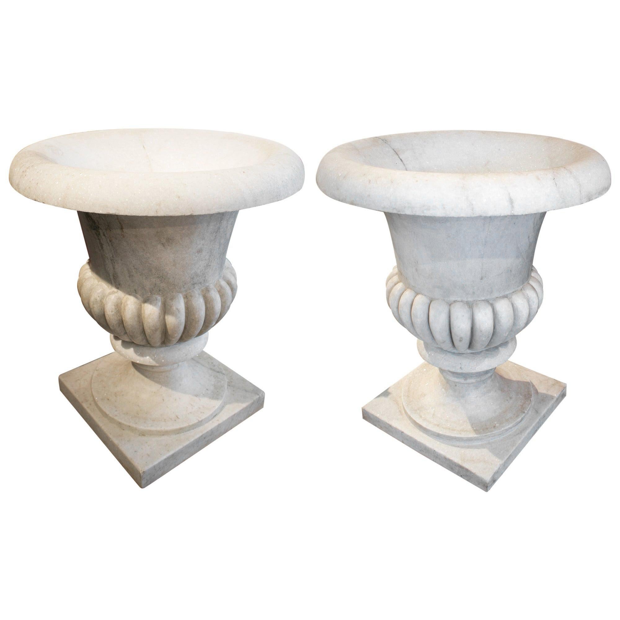 1990s Spanish Pair of Classical Marble Planters with Elegant Fluted Decoration