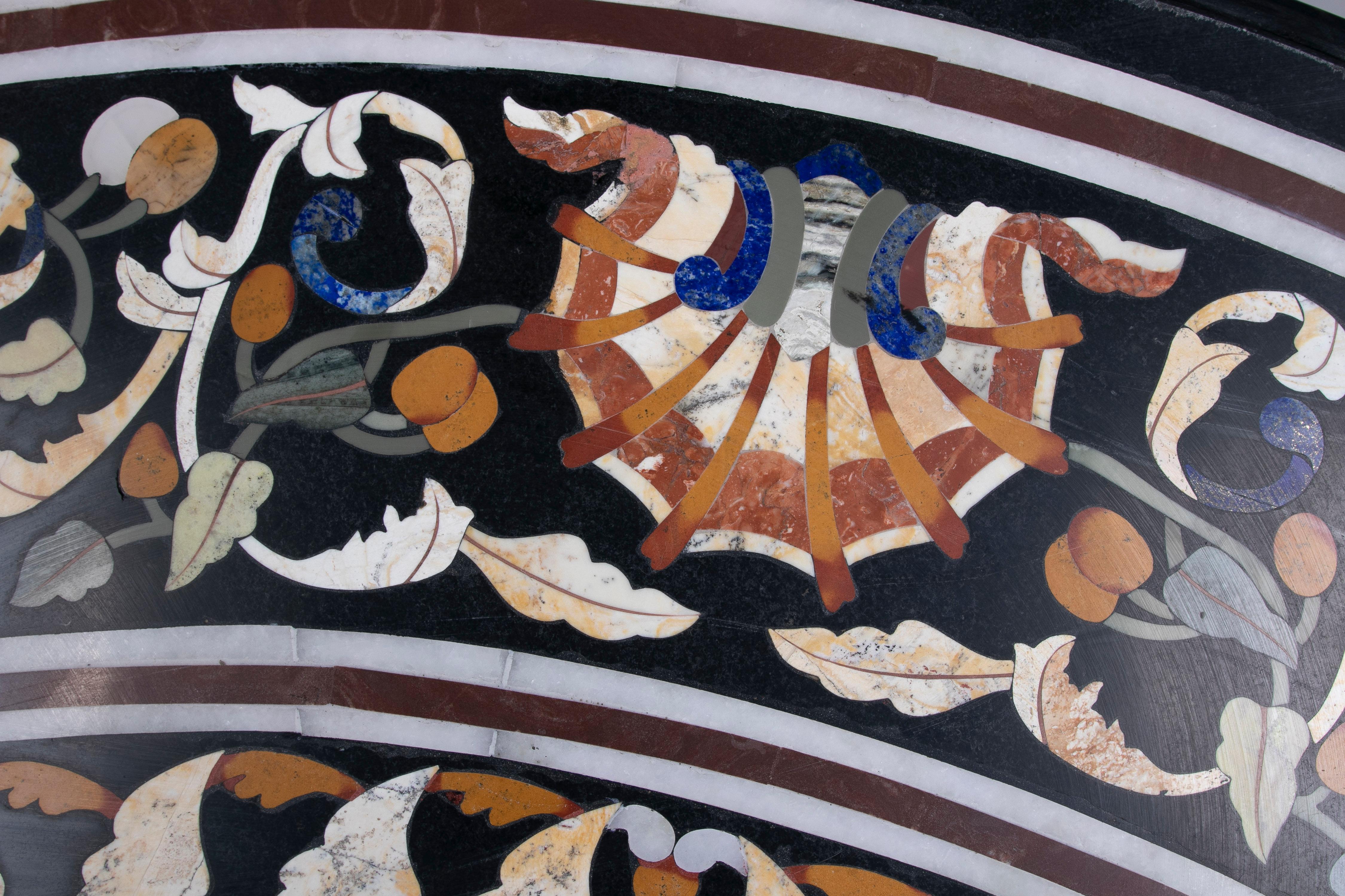1990s Spanish Pietra Dura Mosaic Inlay Round Black Marble Table Top w/ Gemstones For Sale 10