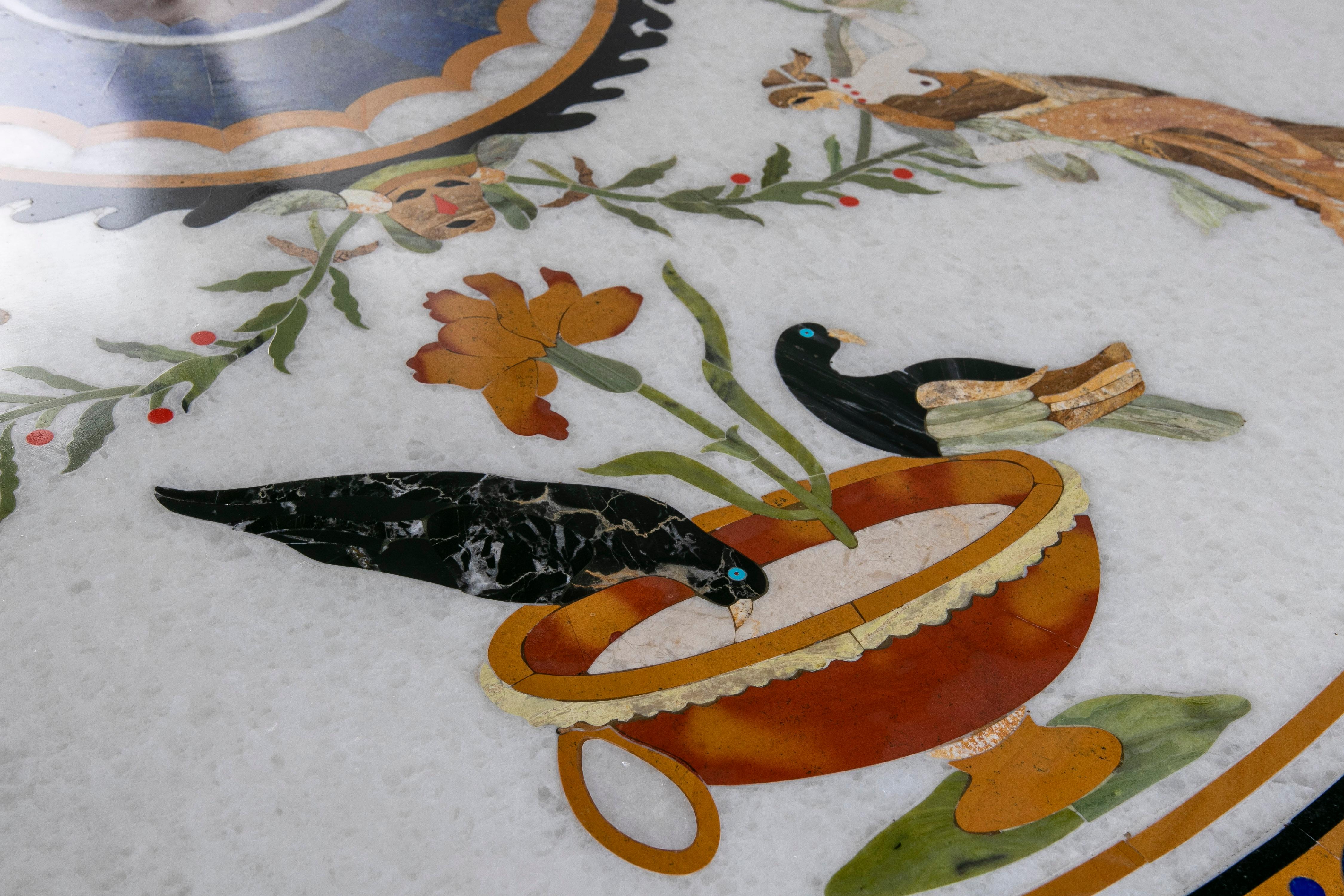 1990s Spanish Pietra Dura Mosaic Inlay Round White Marble Table Top w/ Lapis For Sale 3