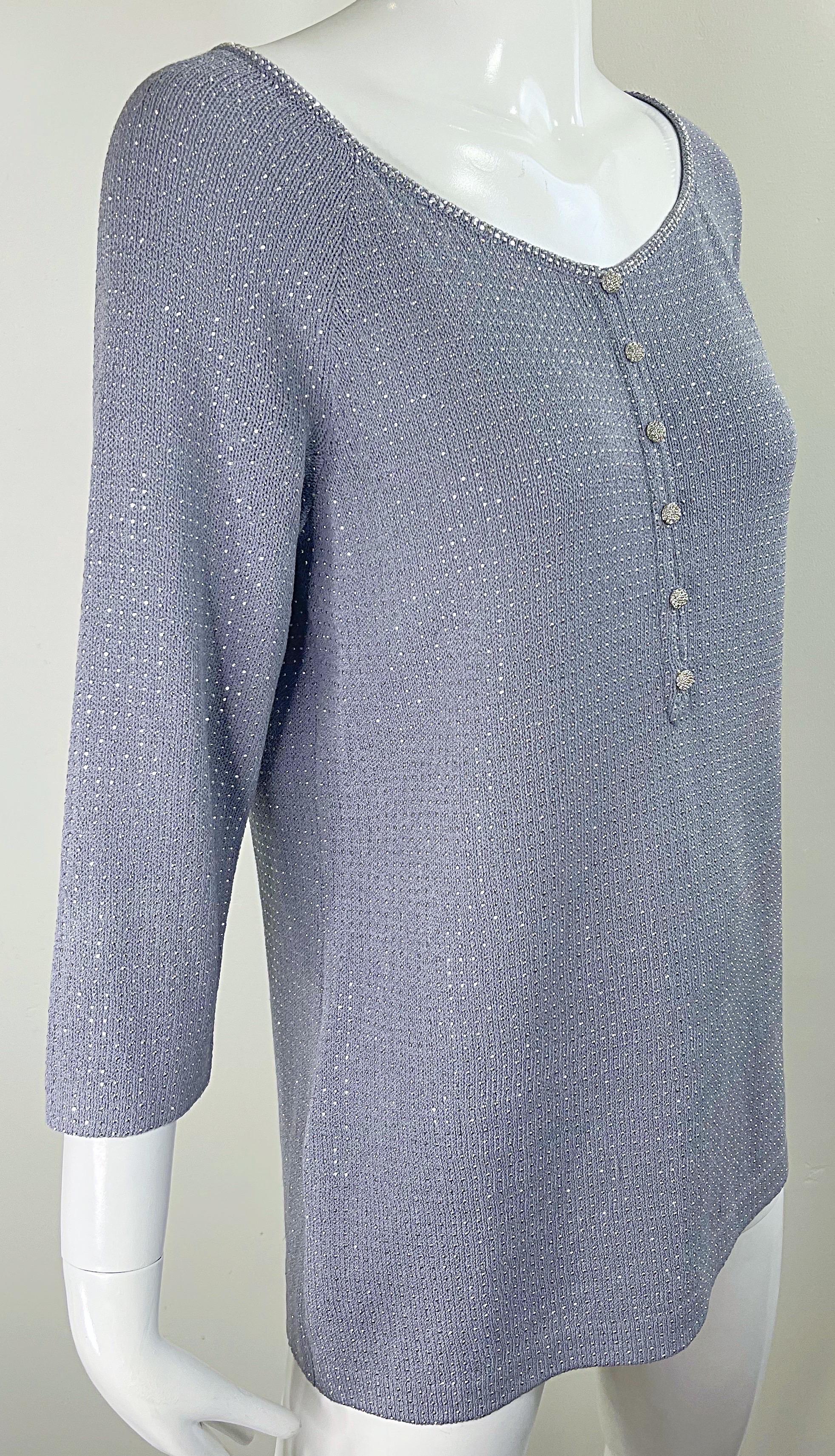 1990er St John Abend Grau Lila Strass Nieten 3/4 Ärmel Vintage Pullover im Angebot 14