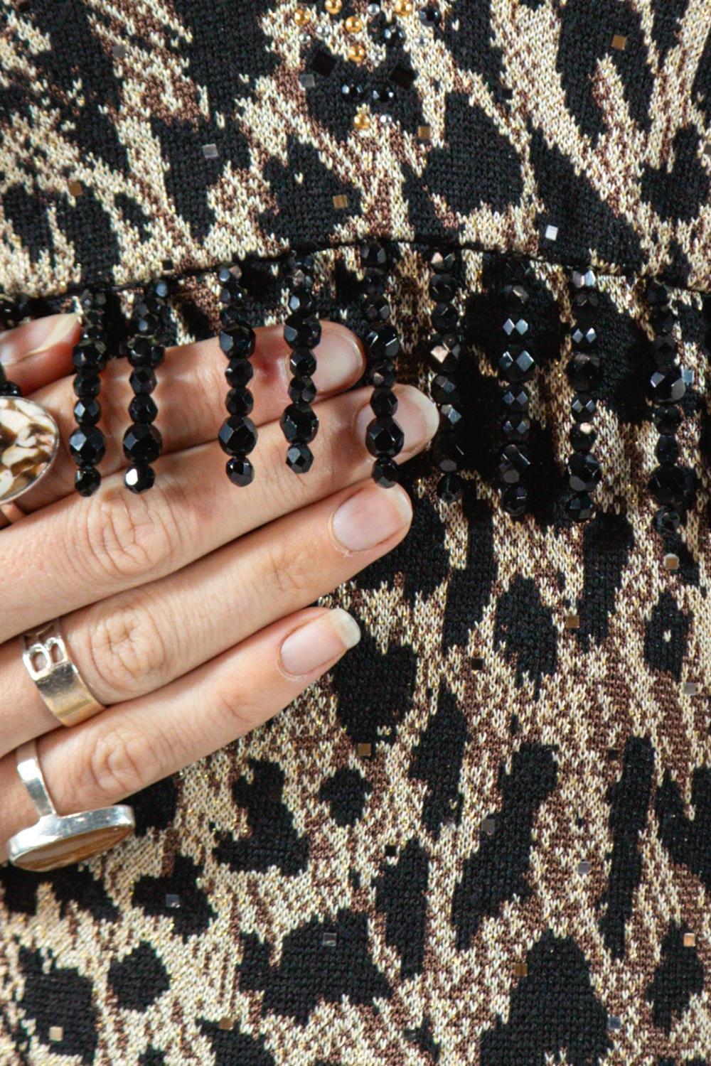 1990S John St. Johns, abito in maglia in misto rayon con stampa leopardo e cristalli in vendita 3