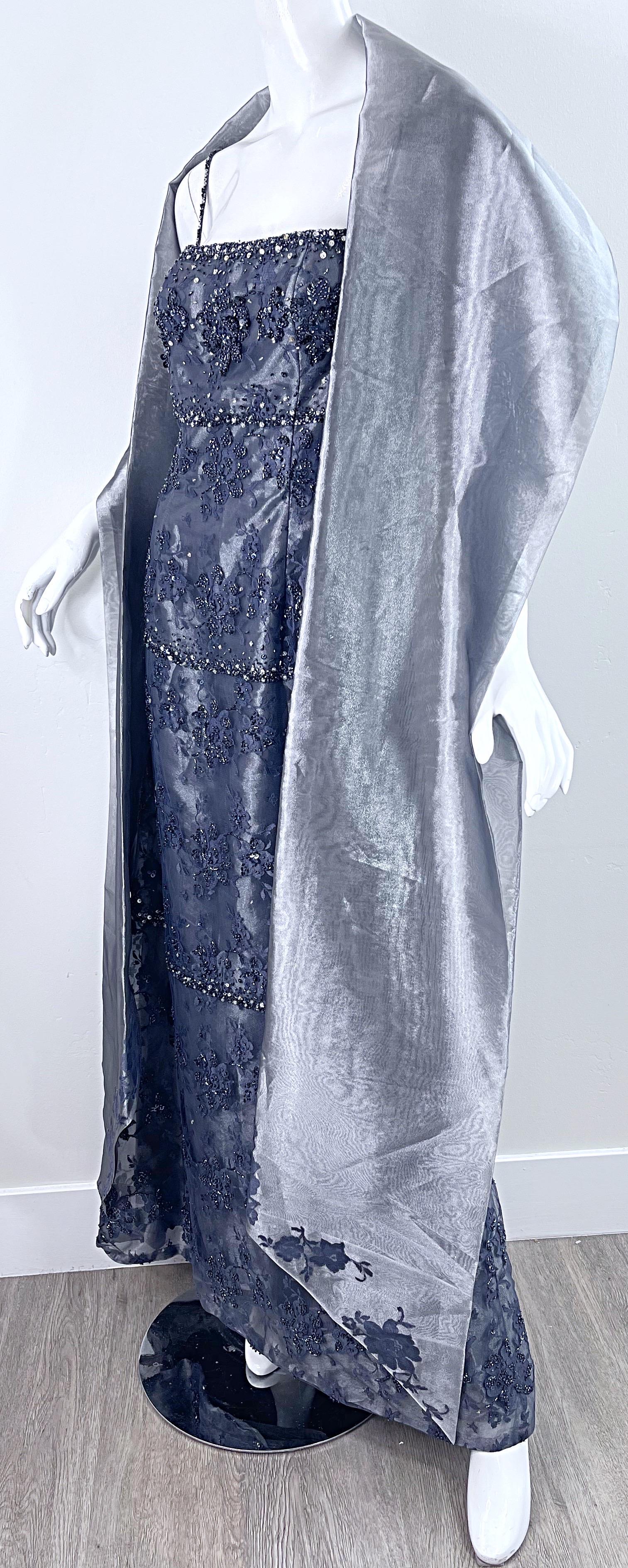 1990s Stephen Yearick Size 6 / 8 Silver Gunmetal Gray Beaded Silk Gown + Shawl For Sale 10