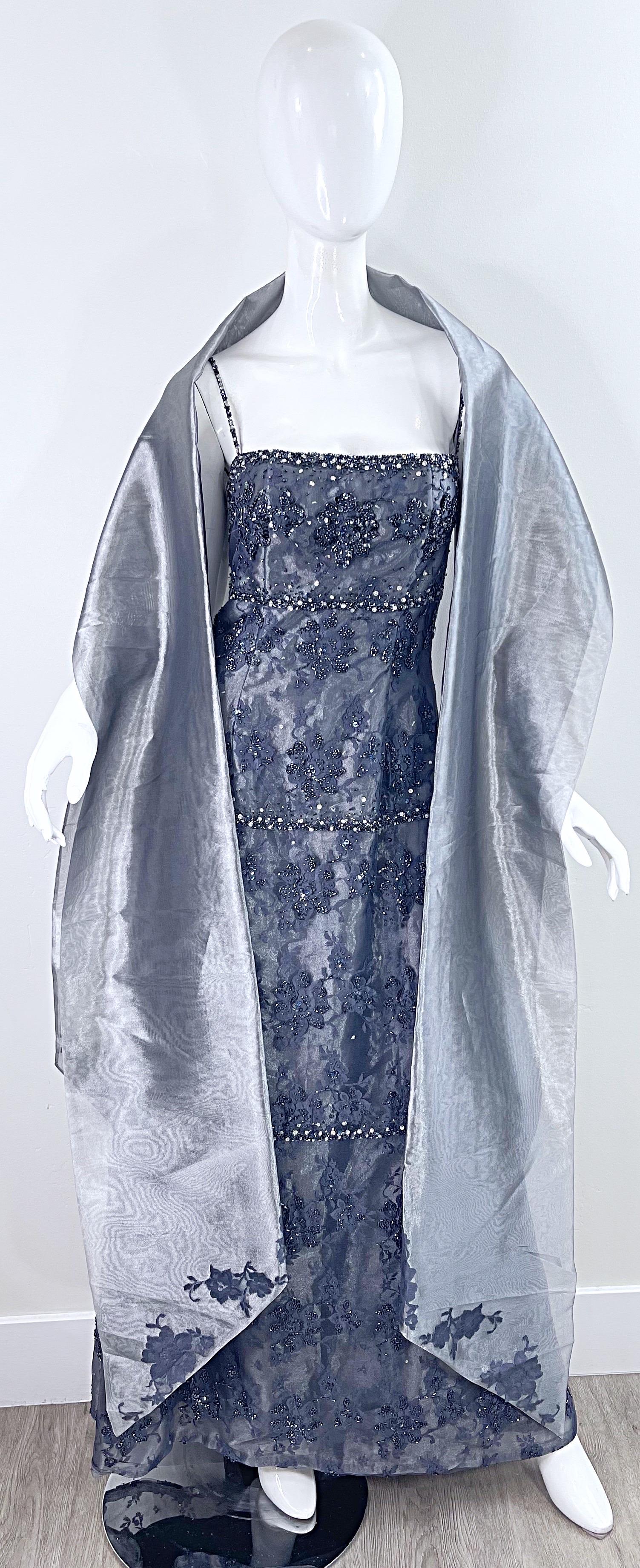 1990s Stephen Yearick Size 6 / 8 Silver Gunmetal Gray Beaded Silk Gown + Shawl For Sale 16