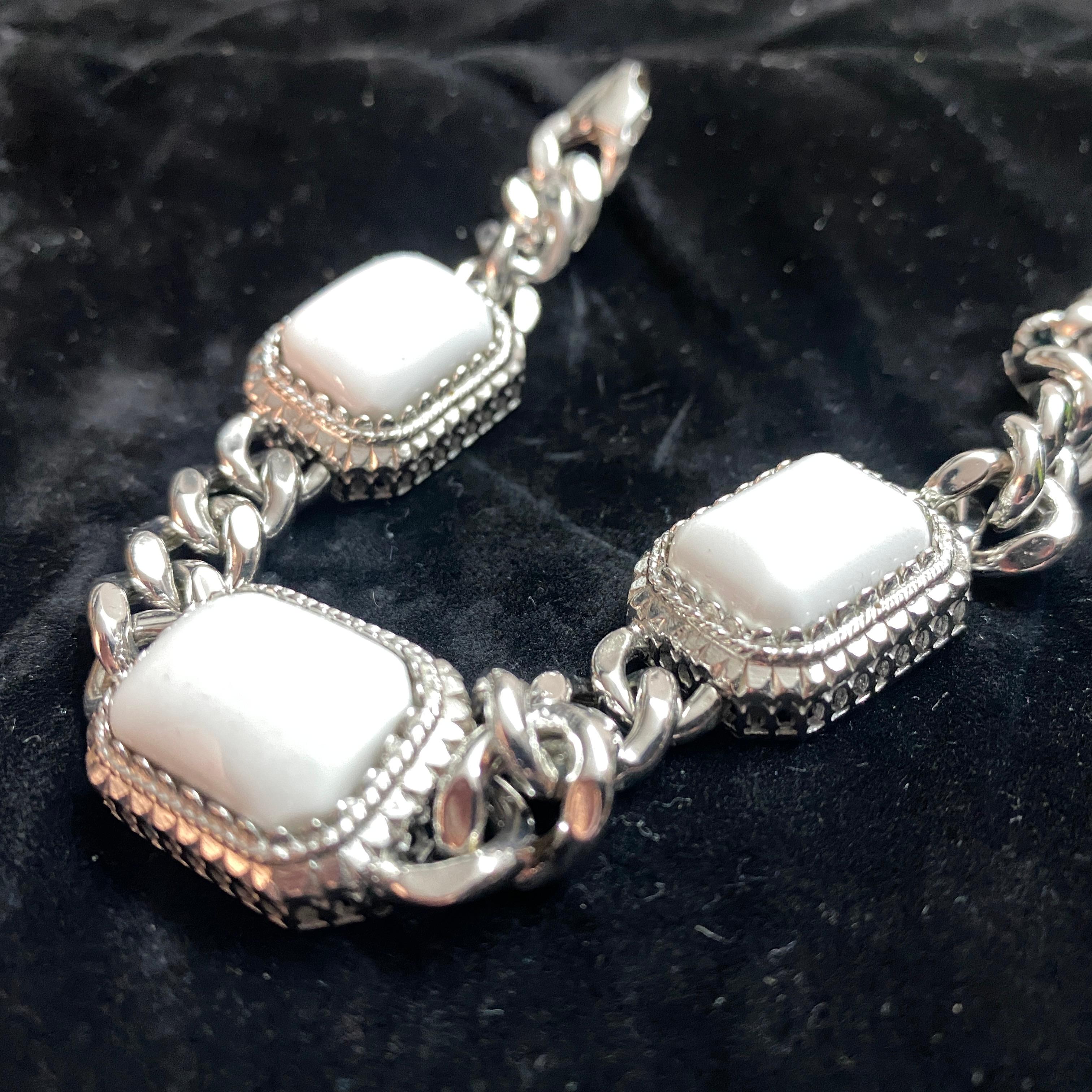 Cabochon 1990s Sterling Silver and White Agate Retro Chain Bracelet by Anomis