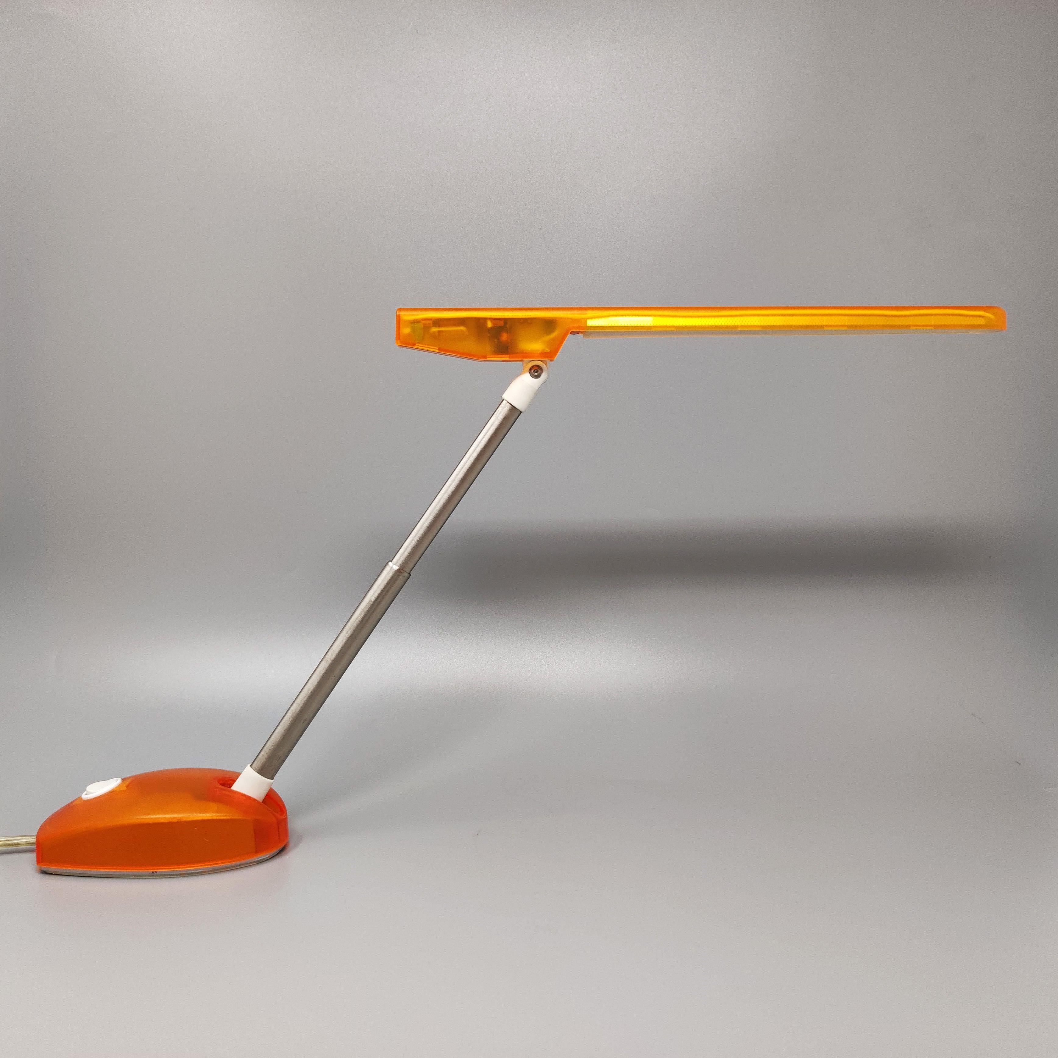 1990s, Table Lamp Microlight by Ernesto Gismondi for Artemide In Excellent Condition In Milano, IT