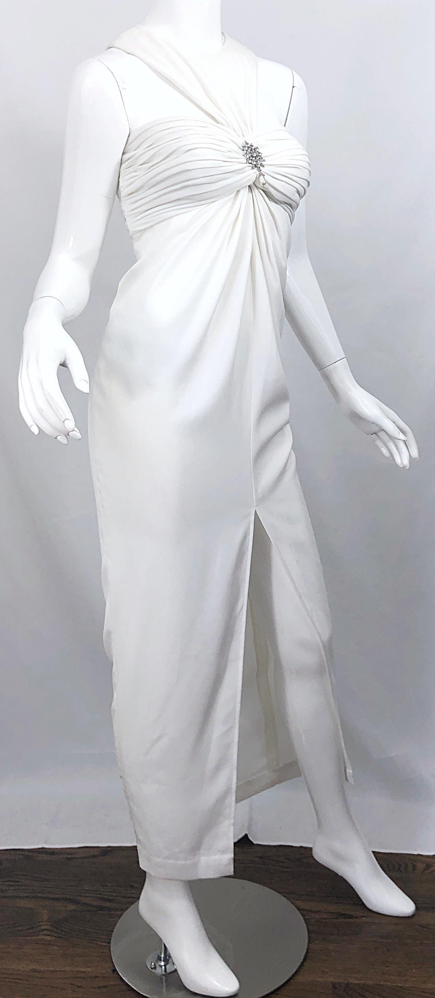 1980s Tadashi Shoji Size 4 White Avant Garde Rhinestone Pearl Vintage 80s Gown For Sale 3