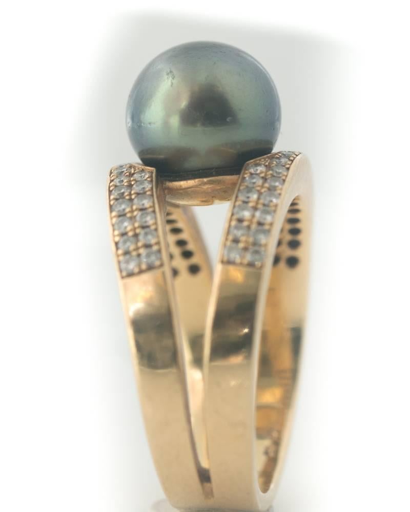 1990s Tahitian Pearl and Diamond Ring, 18 Karat Yellow Gold 2