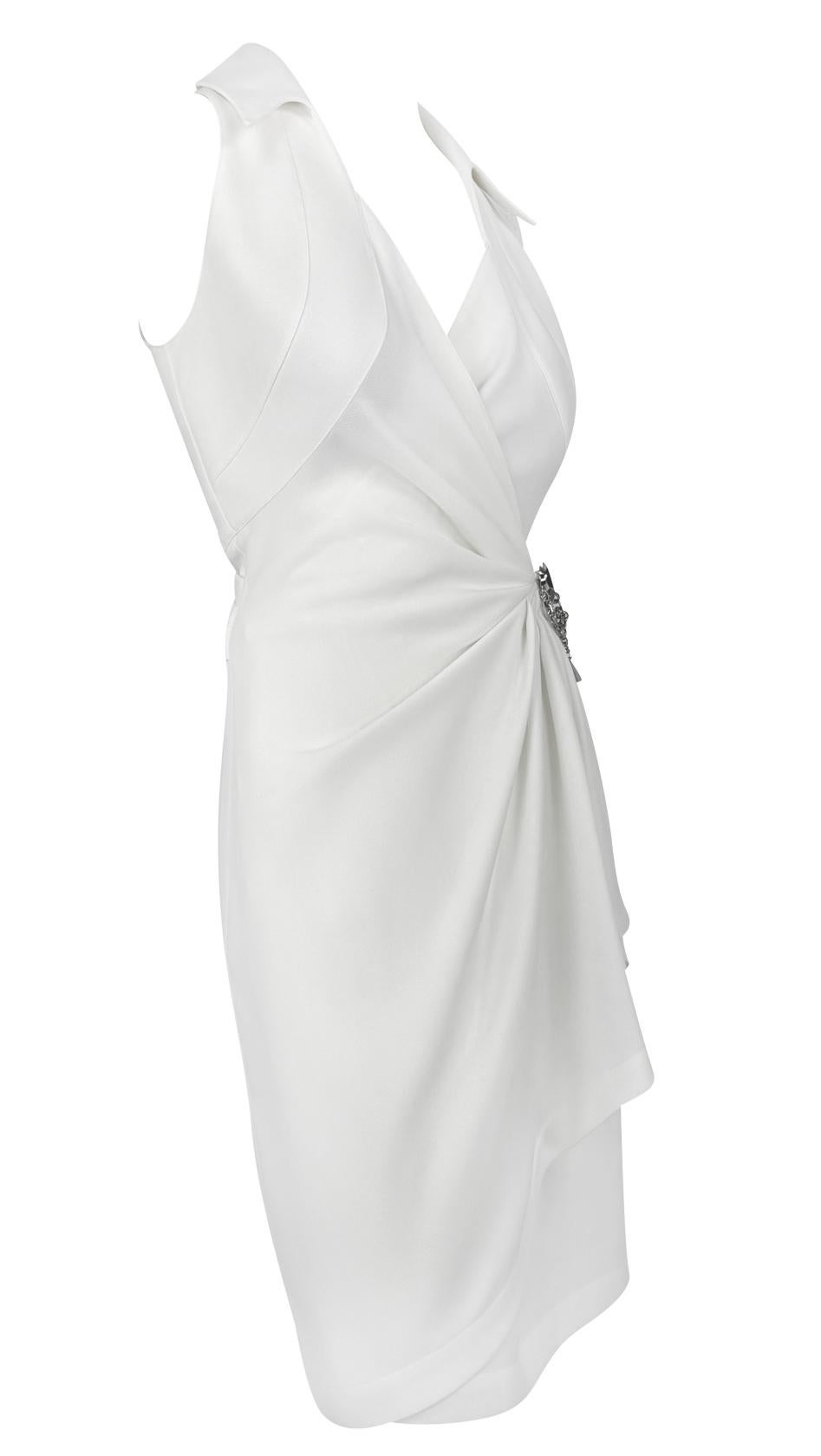 1990s Thierry Mugler Anchor Brooch Collared White Plunging Wrap Dress For Sale 1