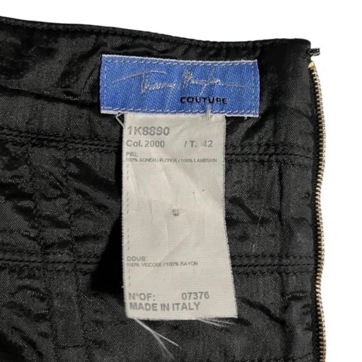 Thierry Mugler - Bustier corset sans bretelles clouté en cuir noir, années 1990 en vente 3