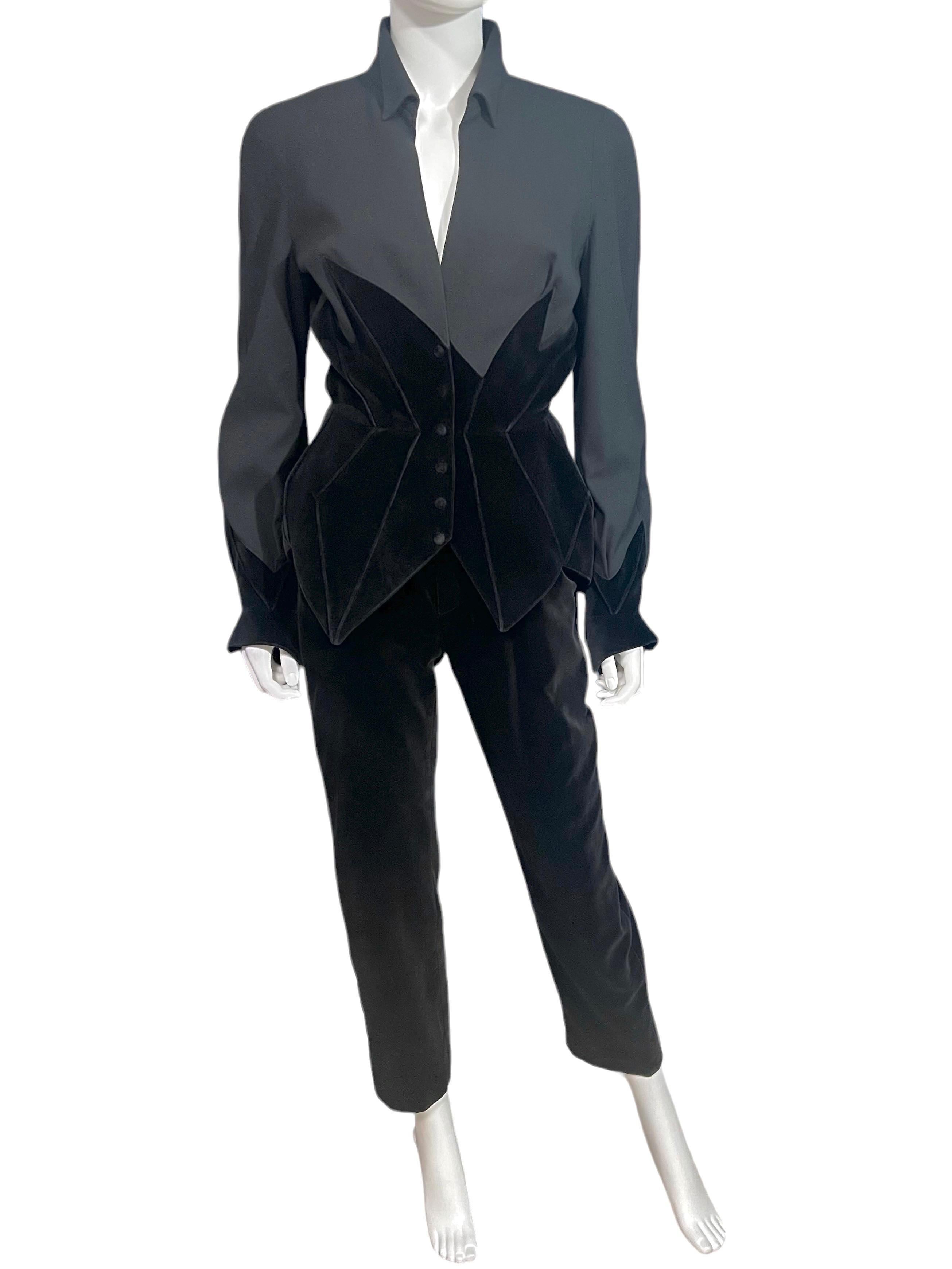 1990's Thierry Mugler Black Velvet Trim Sculptural Pantsuit  In Excellent Condition In Concord, NC