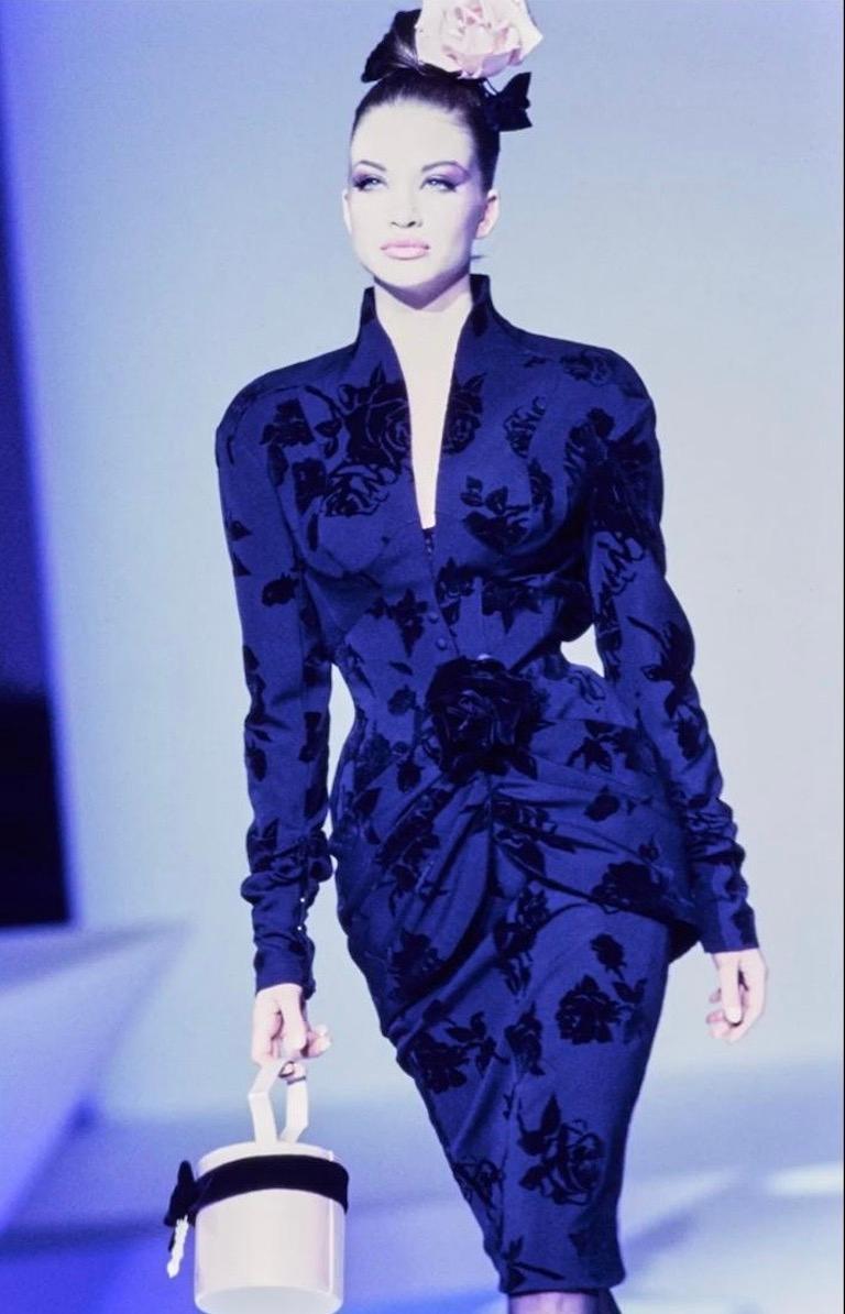 1990S THIERRY MUGLER Black Wool Skirt Suit With Flocked Velvet Roses In Excellent Condition In New York, NY