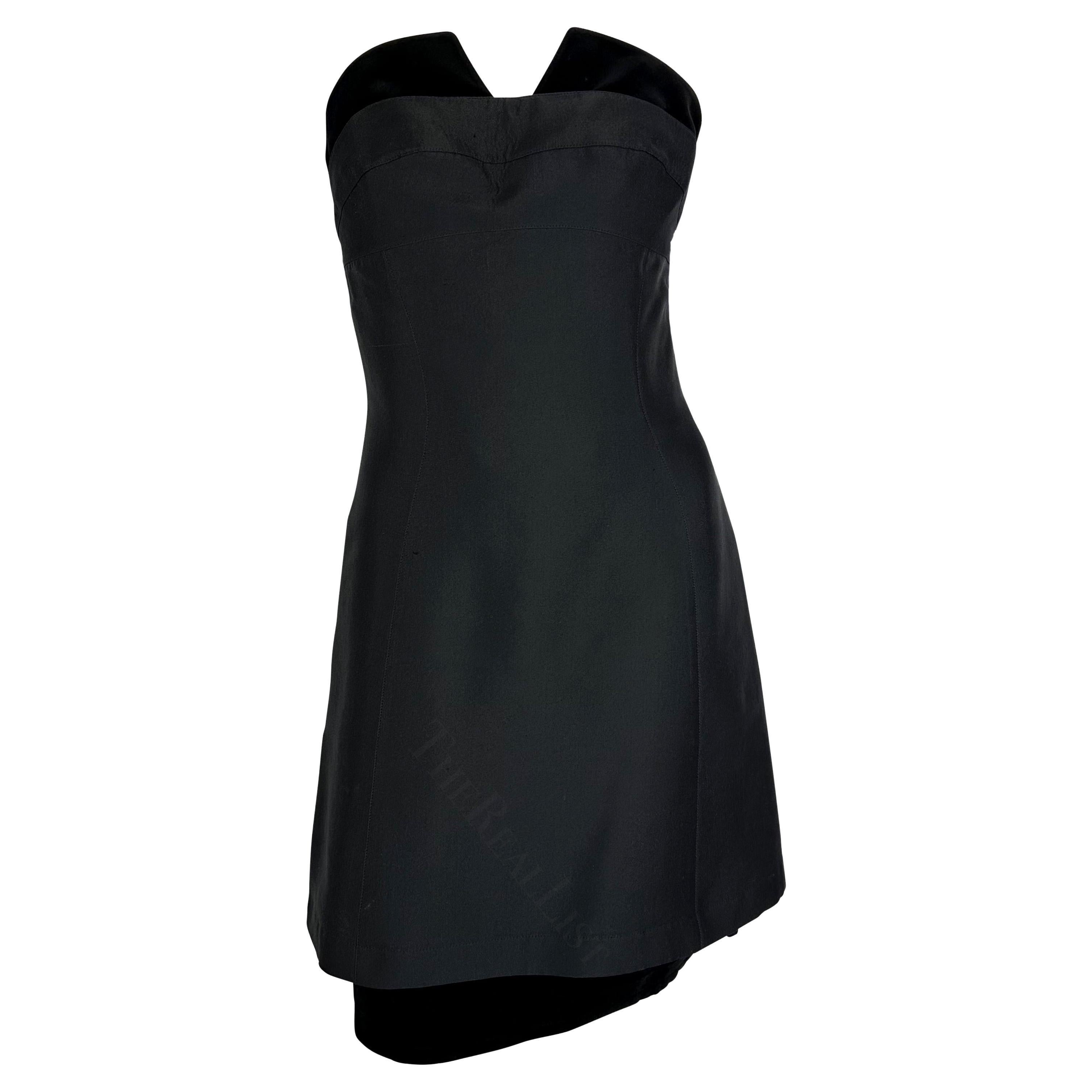 1990s Thierry Mugler Black Wool Strapless Velvet Accent Hourglass Mini Dress For Sale