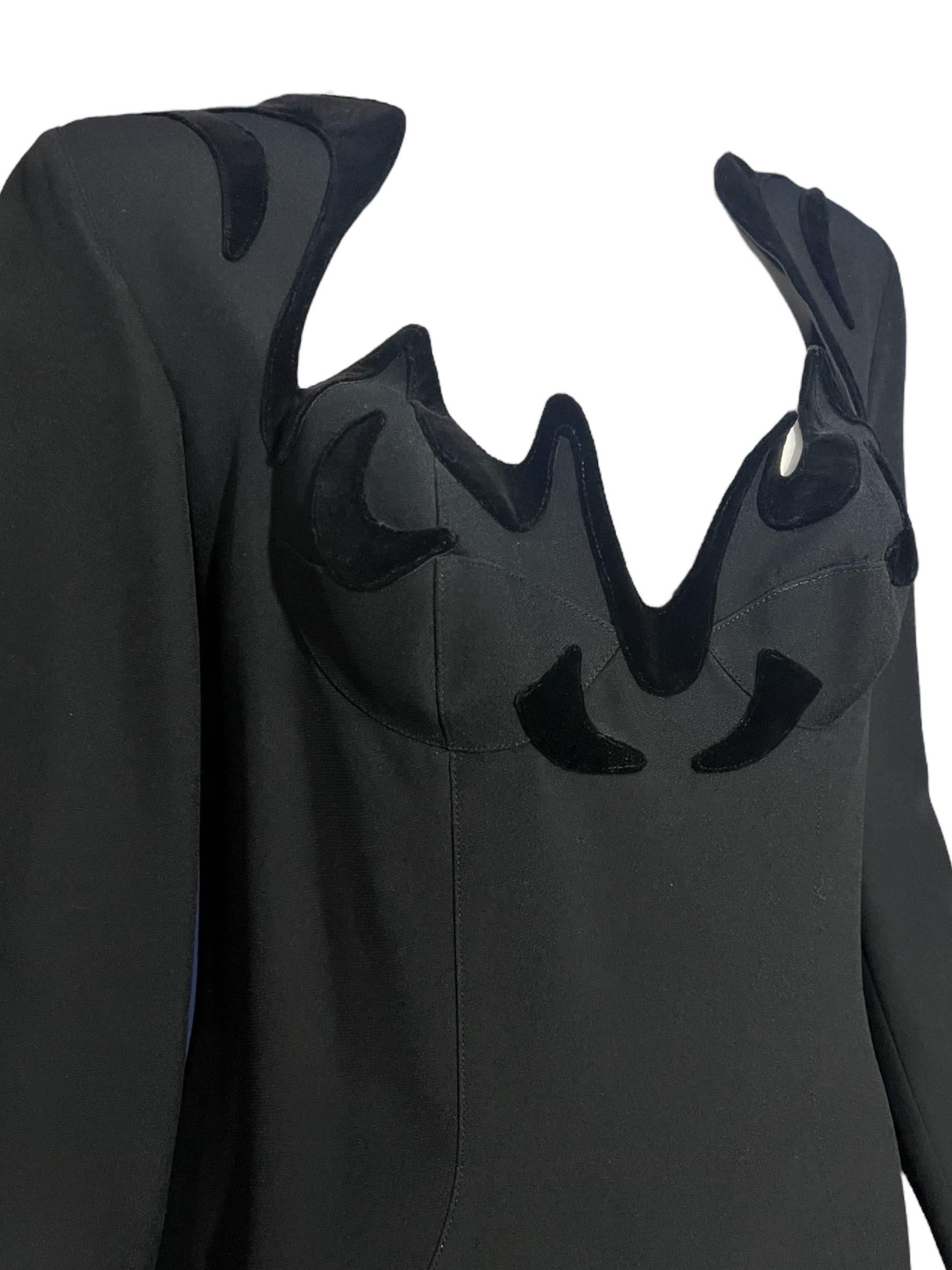 Donna Abito anni '90 di Thierry Mugler con bordi in velluto nero in vendita