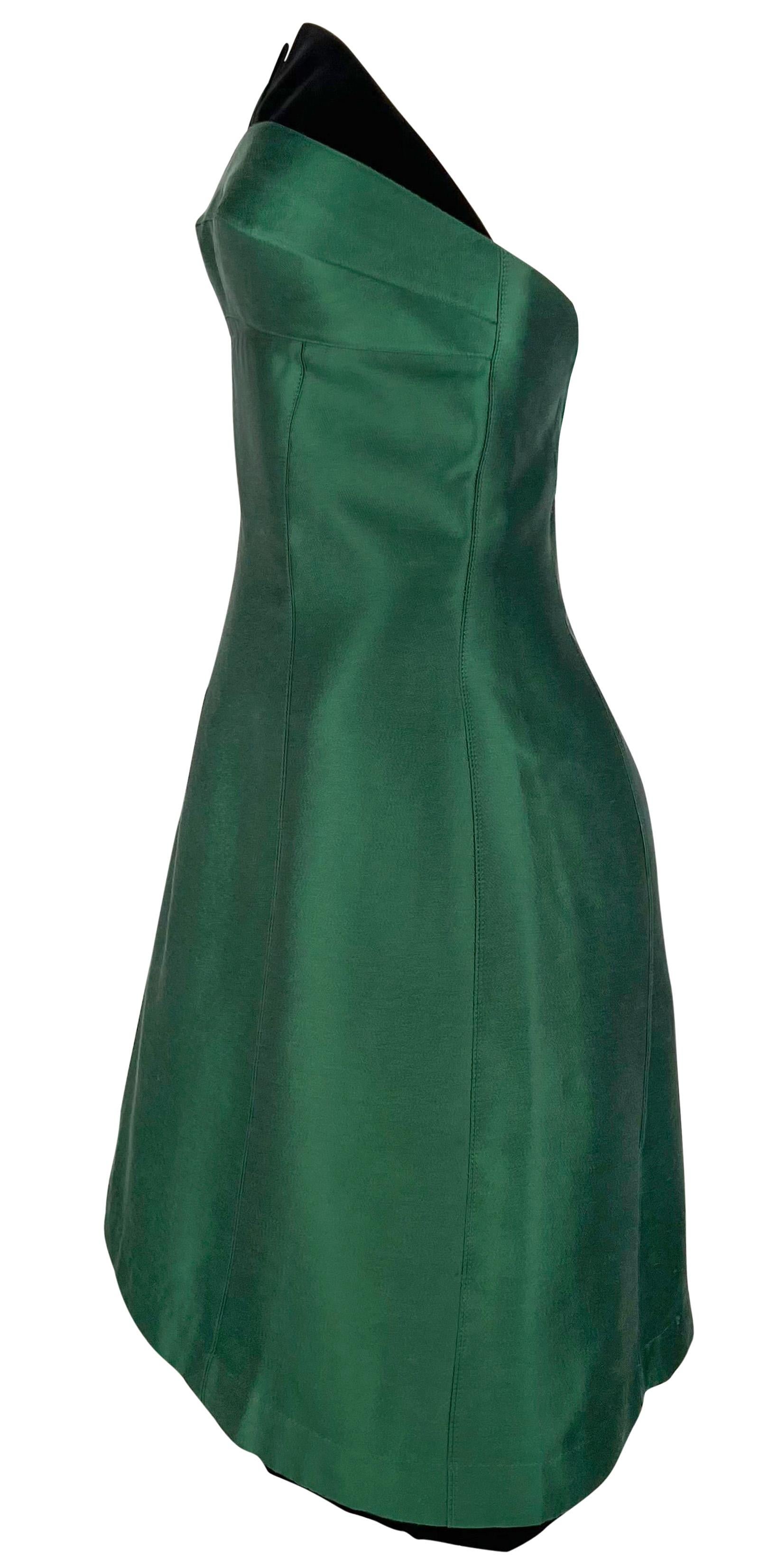 Women's 1990s Thierry Mugler Emerald Green Hourglass Velvet Strapless Mini Dress For Sale