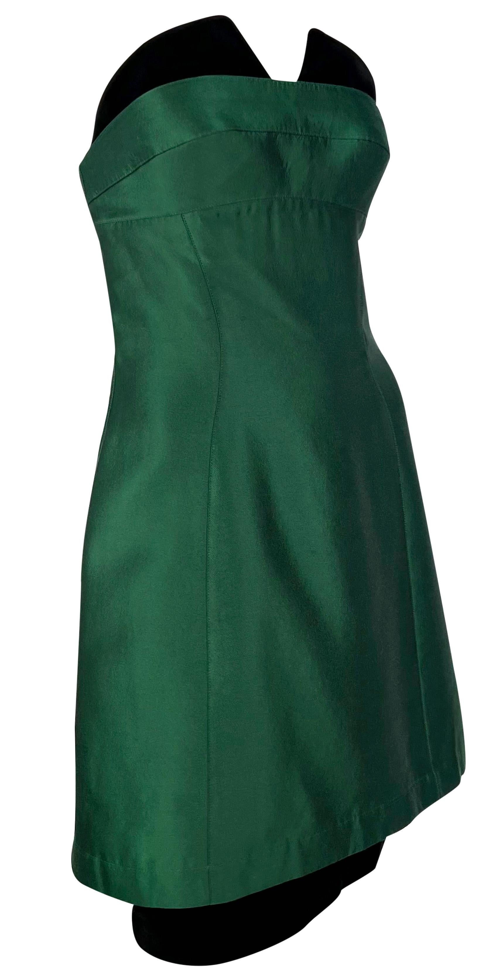 1990s Thierry Mugler Emerald Green Hourglass Velvet Strapless Mini Dress For Sale 3