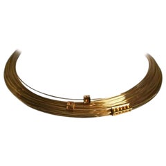 Collare dorato Thierry Mugler del 1990 con pietre citrine