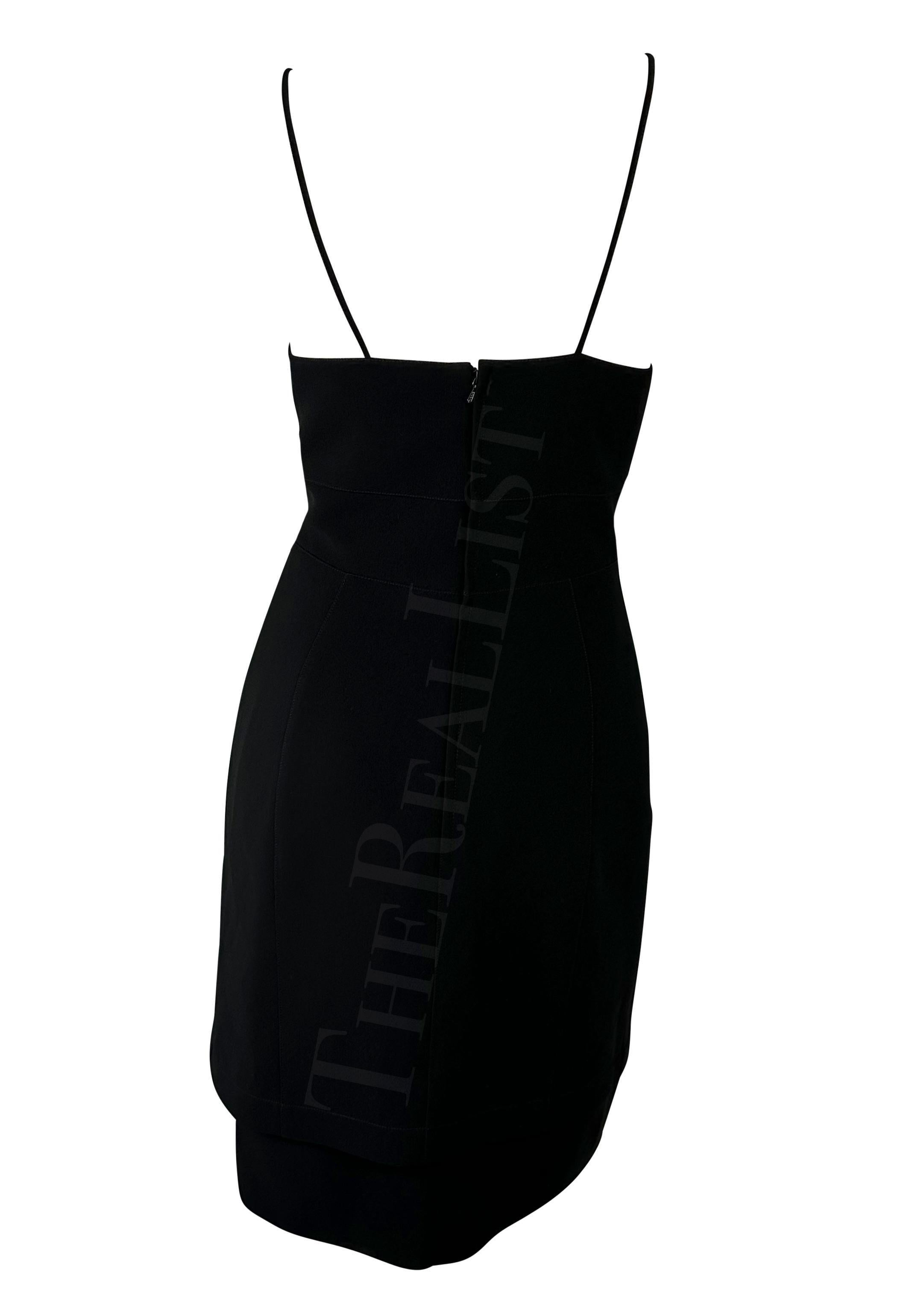 1990er Thierry Mugler Kleines schwarzes gestuftes Mini-Slipkleid im Zustand „Hervorragend“ im Angebot in West Hollywood, CA