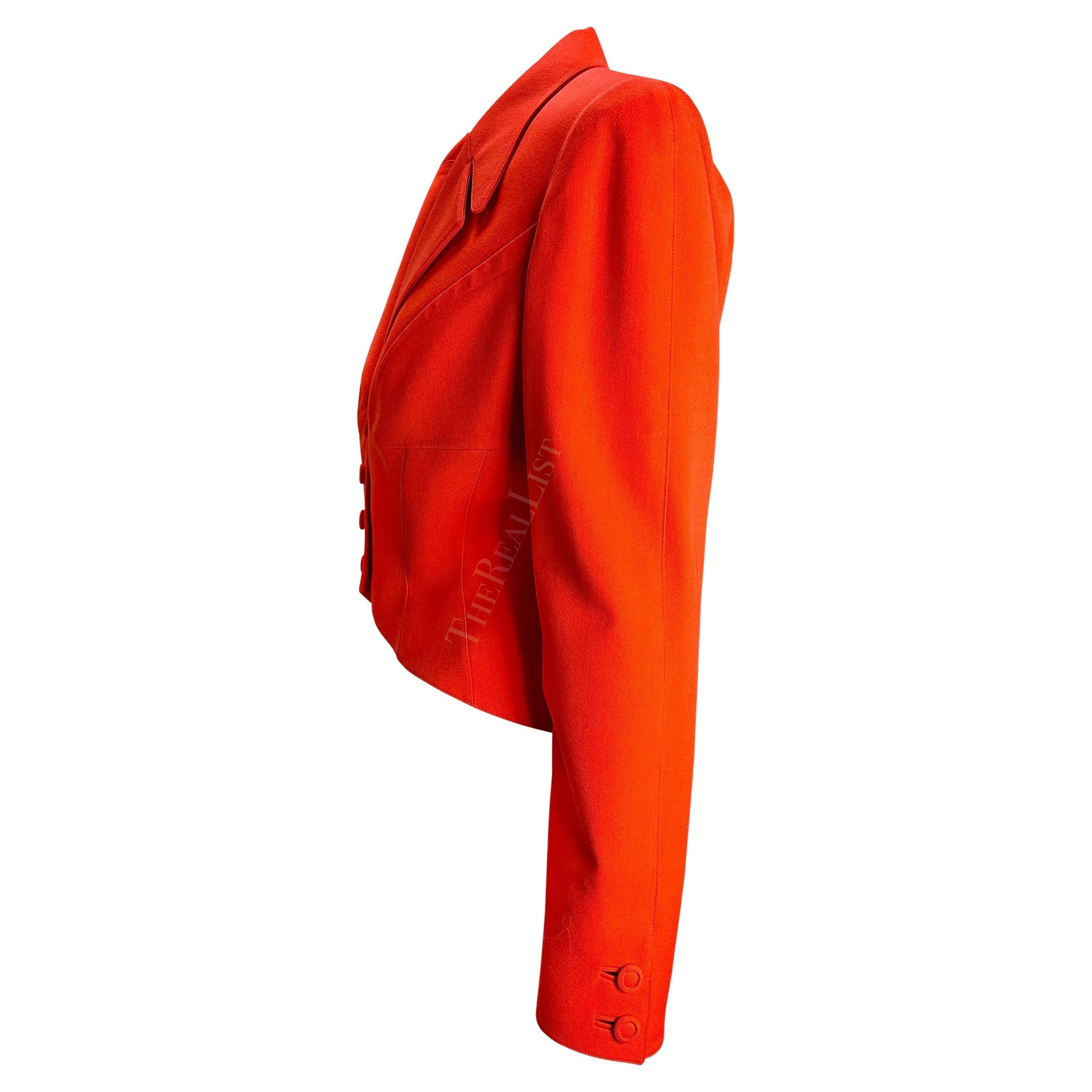 Blazer naranja estructurado de reloj de arena recortado Thierry Mugler de los años 90 Rojo en venta