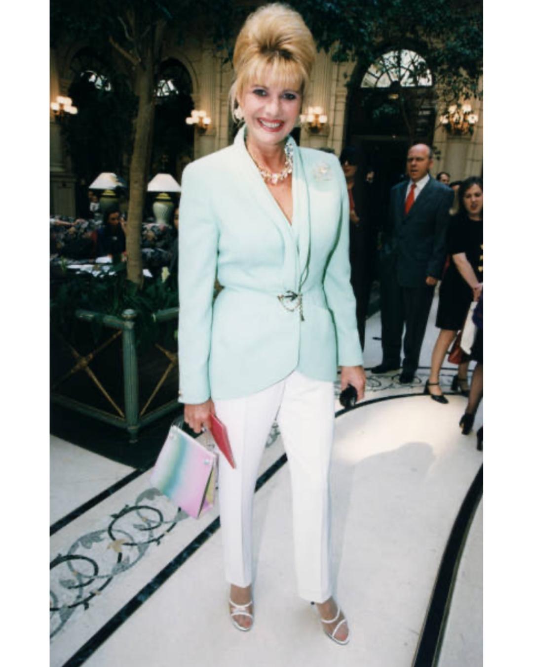 1990 Thierry Mugler Veste turquoise avec motif d'ancre en vente 4