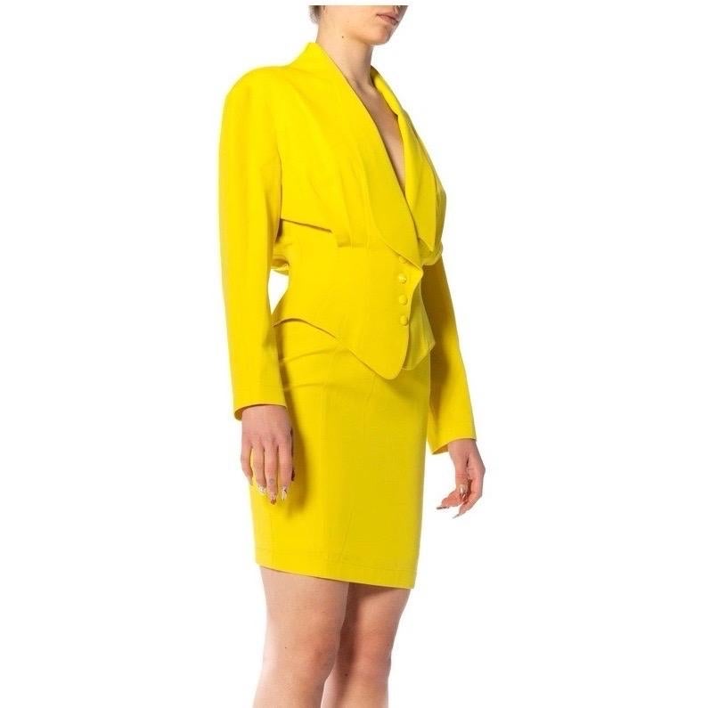 1990S THIERRY MUGLER Yellow Wool Crepe Skirt Suit For Sale 1