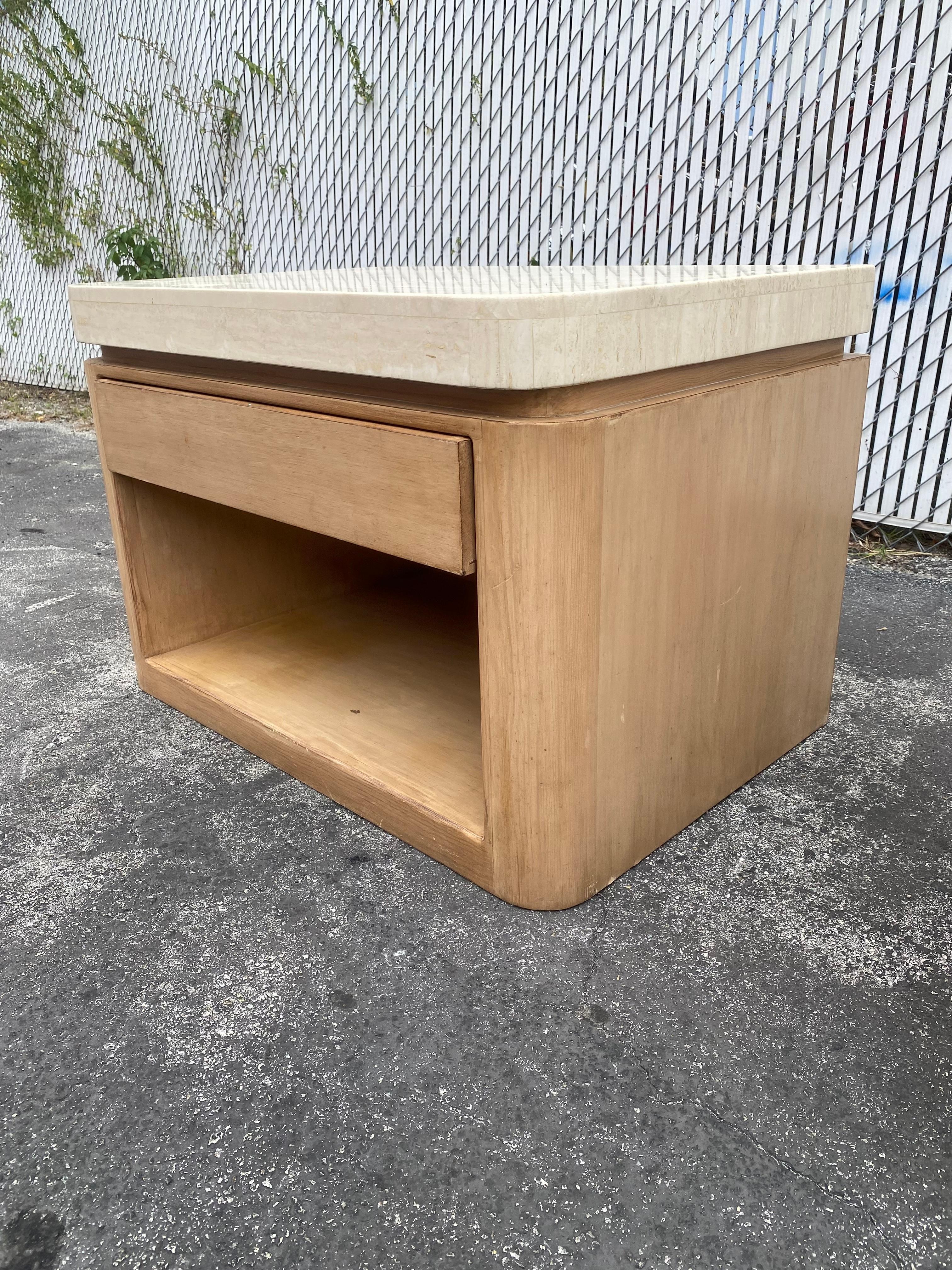 1990s Large Travertine and Wood Night Stands End Table For Sale 2