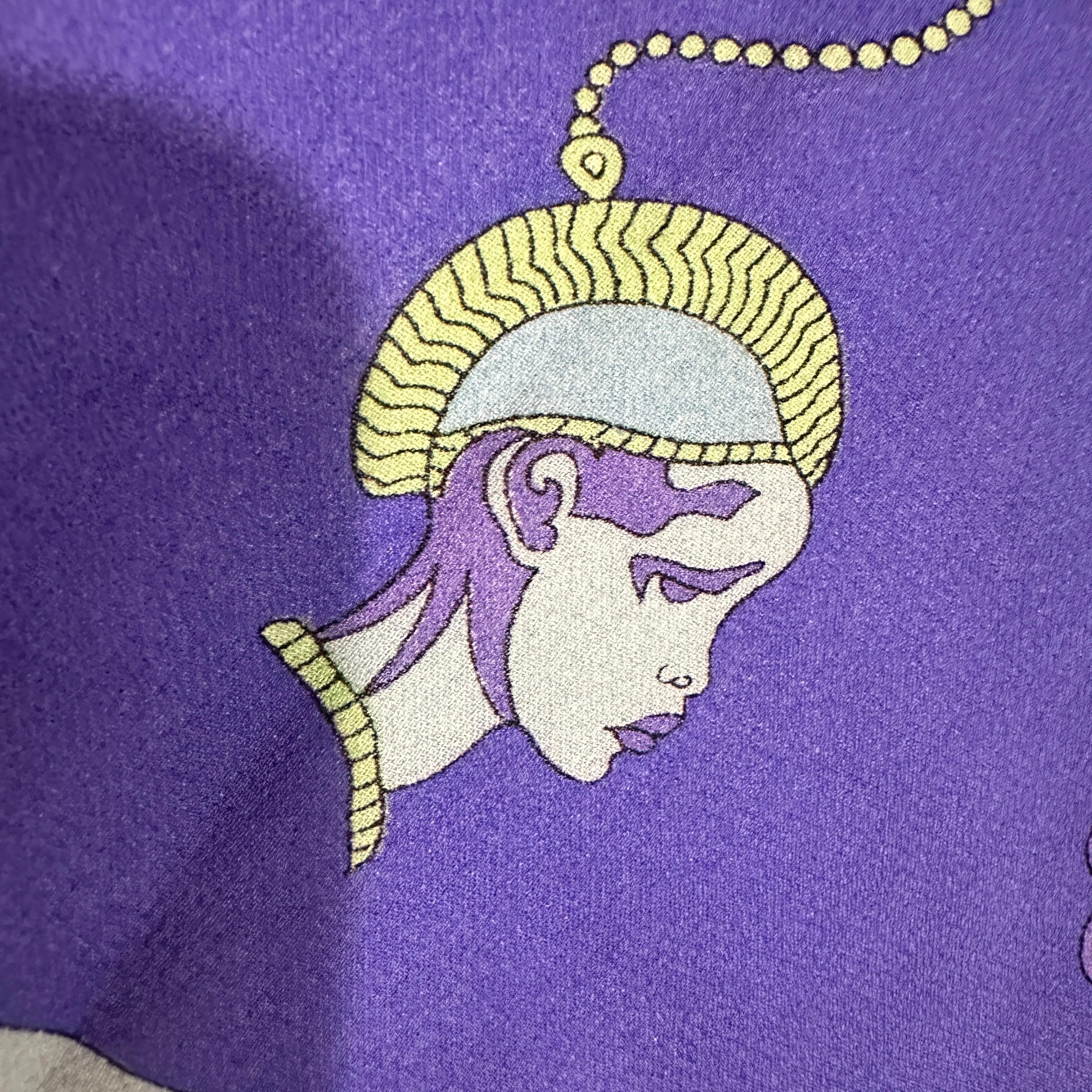 Sciarpa in seta blu di Emilio Pucci ispirata al Tribal Art degli anni '90 in vendita 10