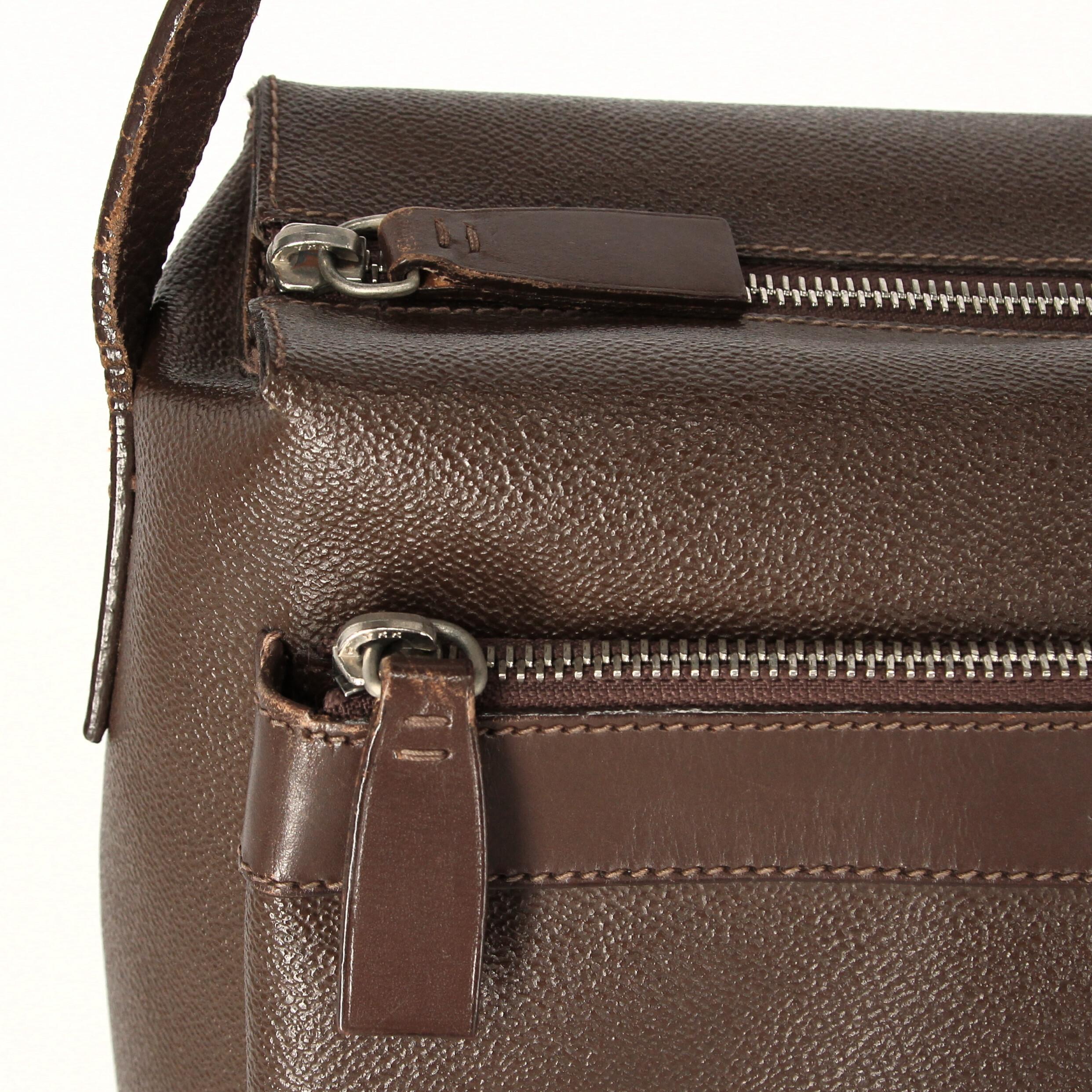 1990s Trussardi Brown Laeather Shoulder Bag 2