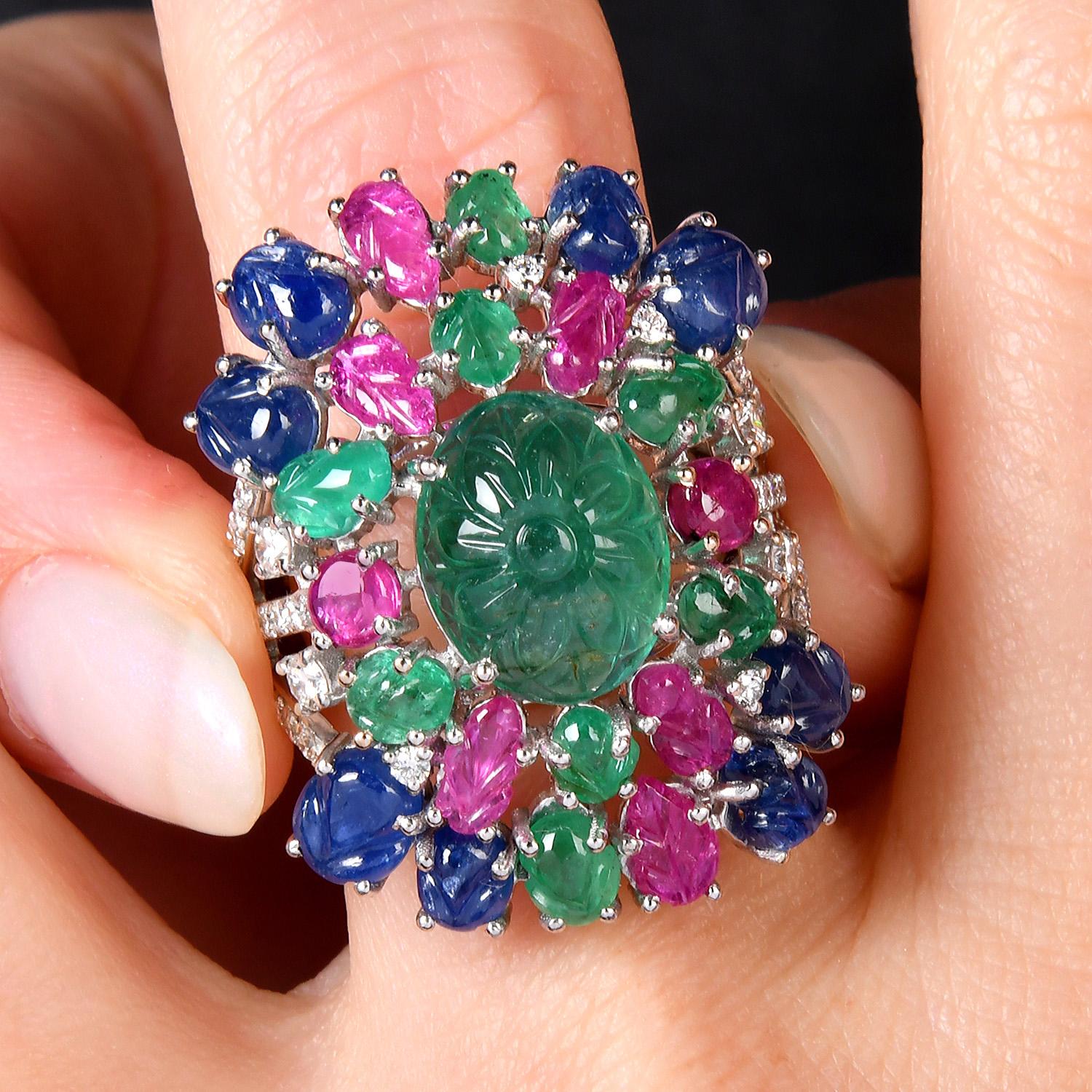 Mixed Cut 1990s Tutti Frutti 18K Gold Carved Floral Cocktail Ring