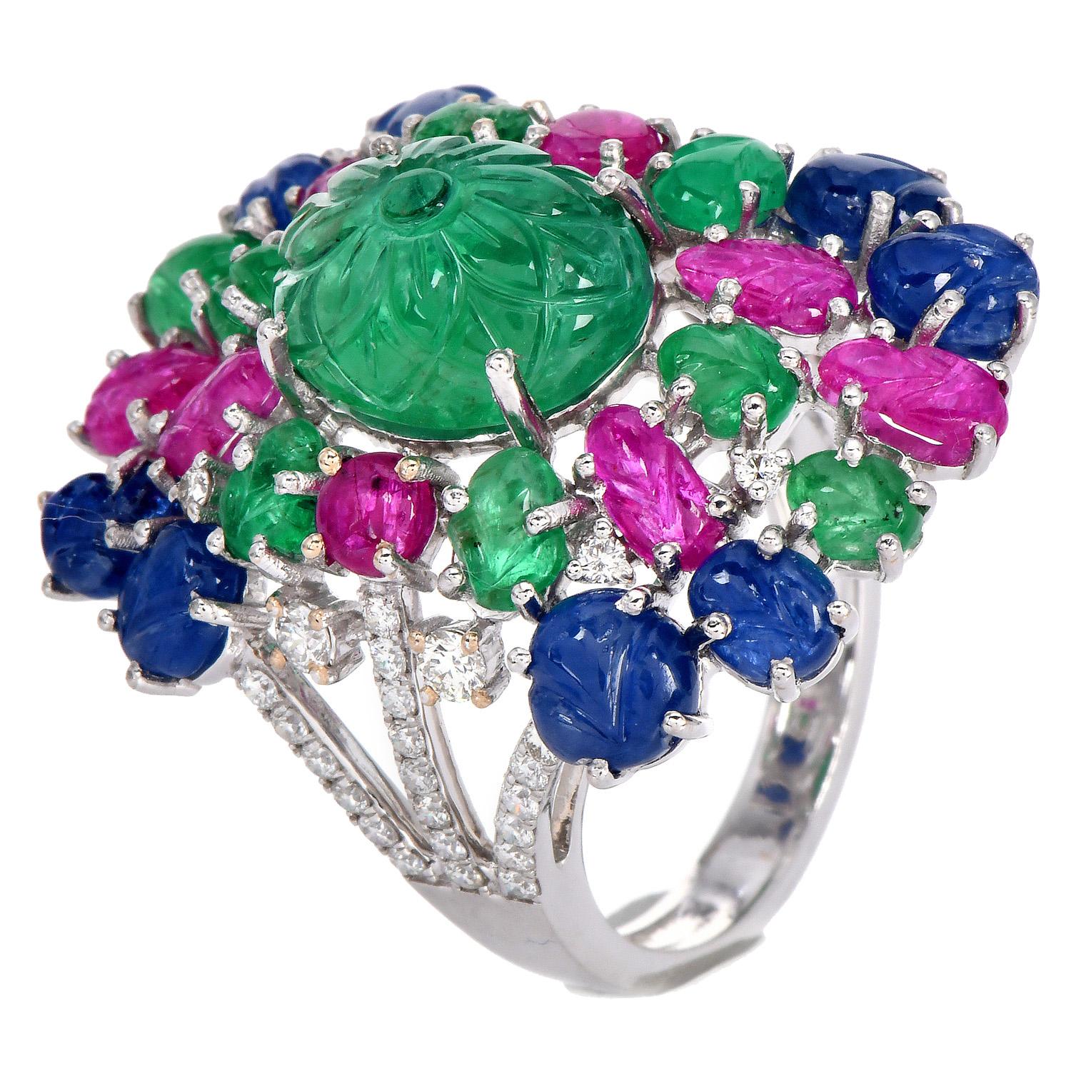 Women's 1990s Tutti Frutti 18K Gold Carved Floral Cocktail Ring