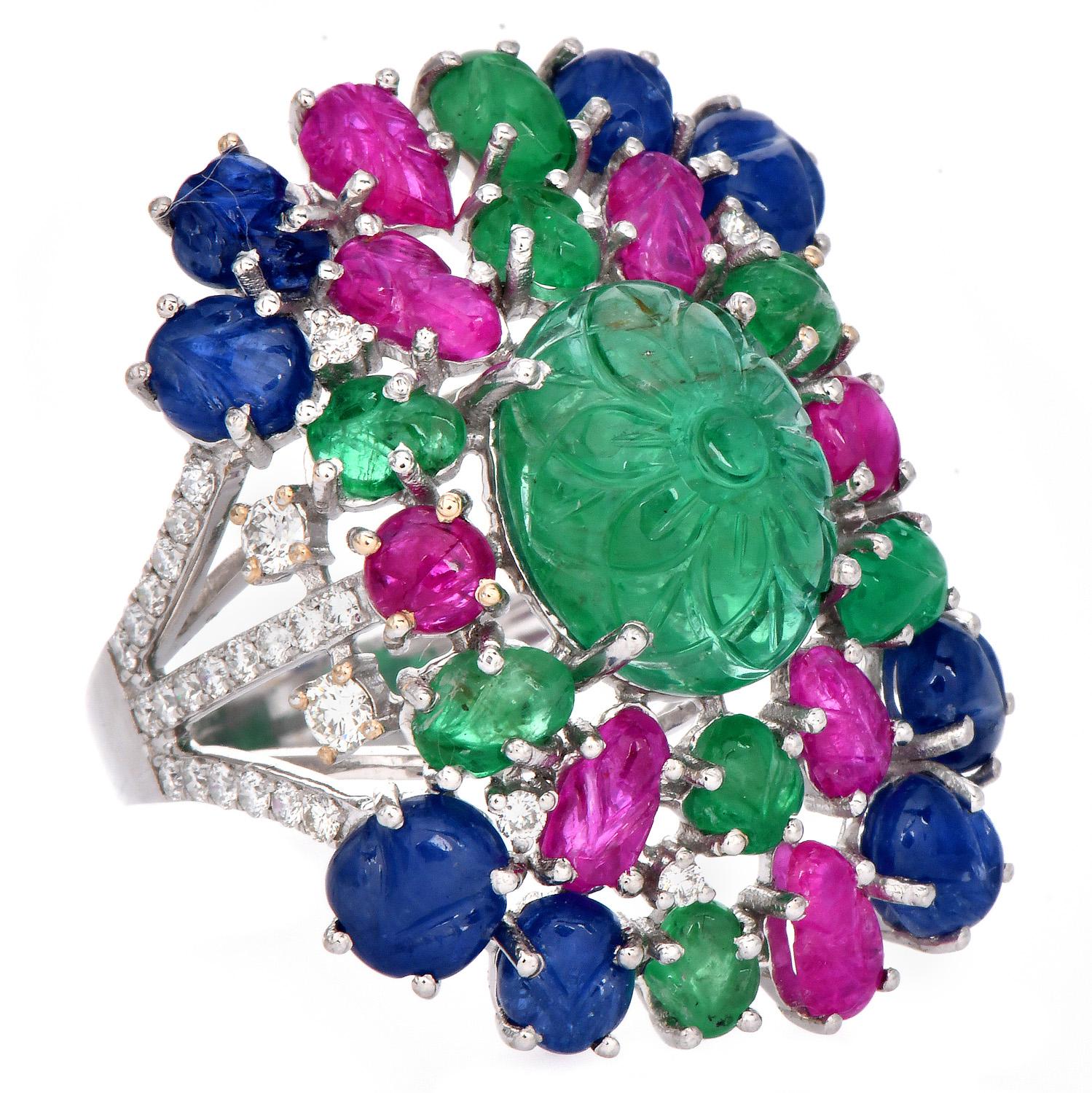 1990s Tutti Frutti 18K Gold Carved Floral Cocktail Ring 2