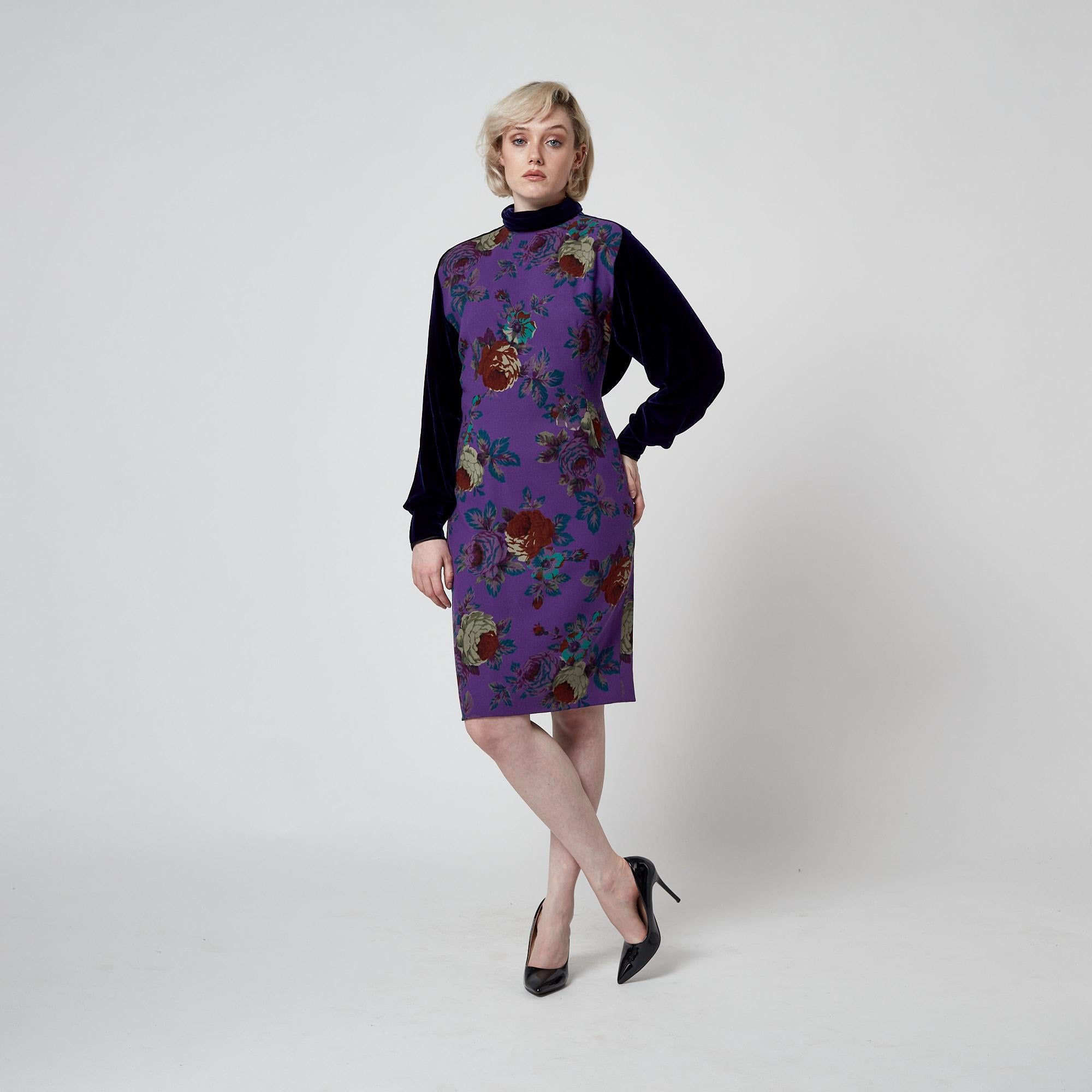 Abito floreale in velluto viola Ungaro Paralelle anni '90 in vendita 1