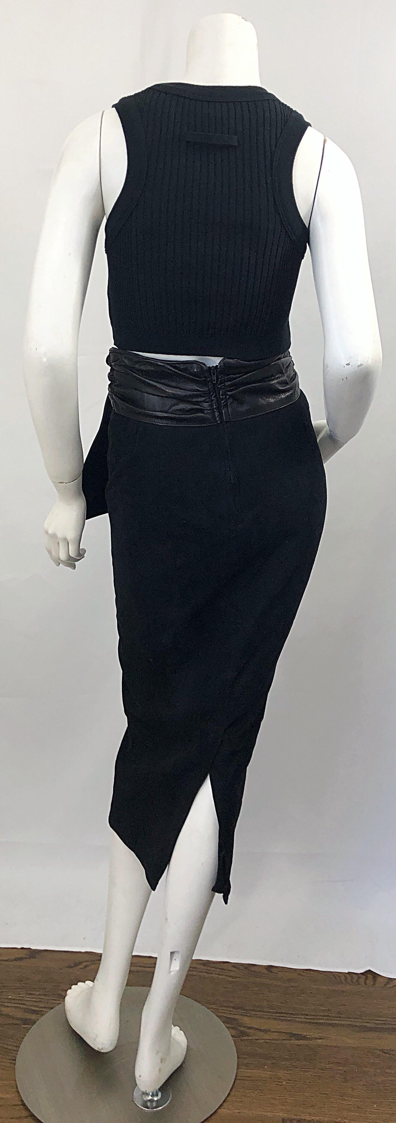 1990s Vakko Black Suede + Leather Size 4 High Waisted Vintage 90s Midi Skirt In Excellent Condition In San Diego, CA