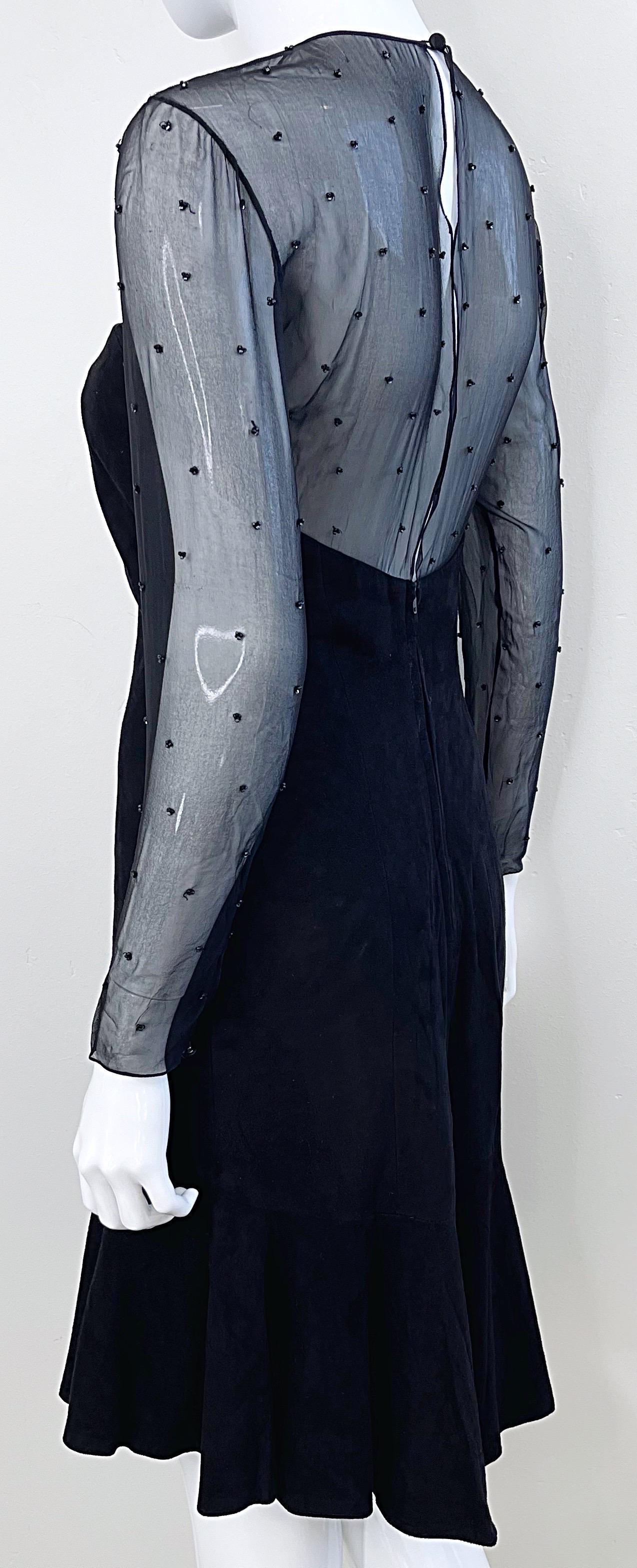 1990 Vakko Size 4 Suede Noir Cuir Chiffon perlé Vintage 90s Bodycon Dress en vente 6