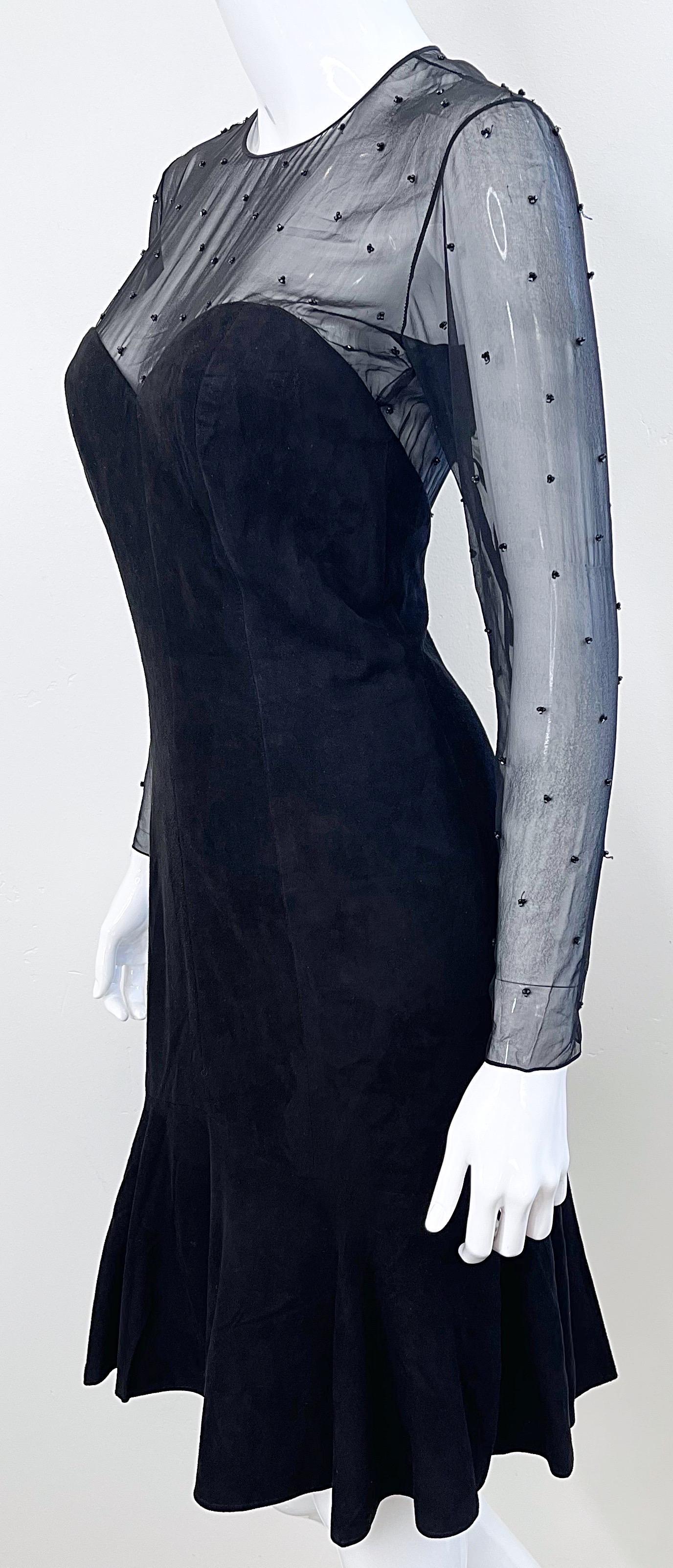 1990 Vakko Size 4 Suede Noir Cuir Chiffon perlé Vintage 90s Bodycon Dress en vente 2