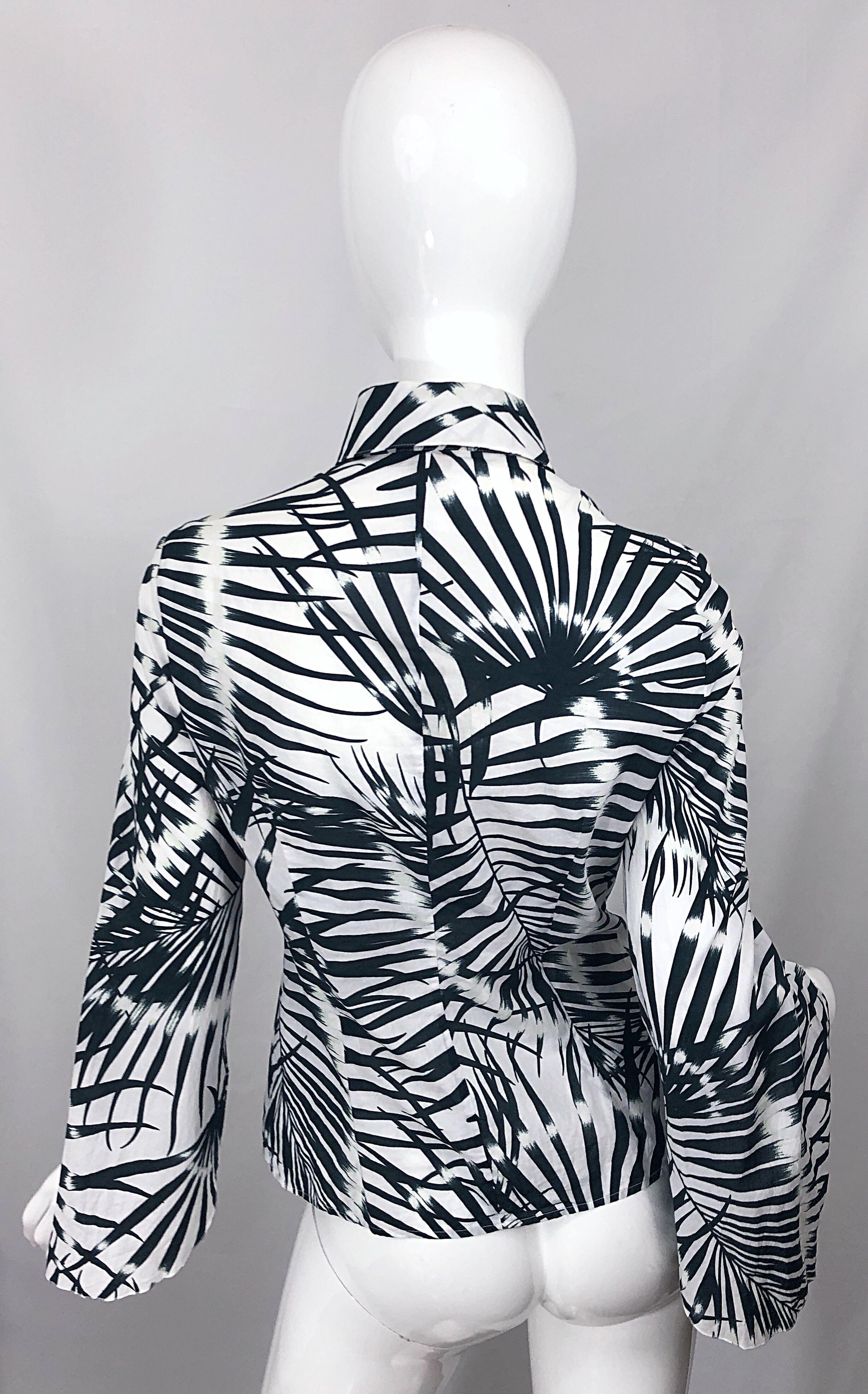 Valentino Black and White 2000s Palm Print Cotton Long Bell Sleeve Shirt Blouse In Excellent Condition For Sale In San Diego, CA